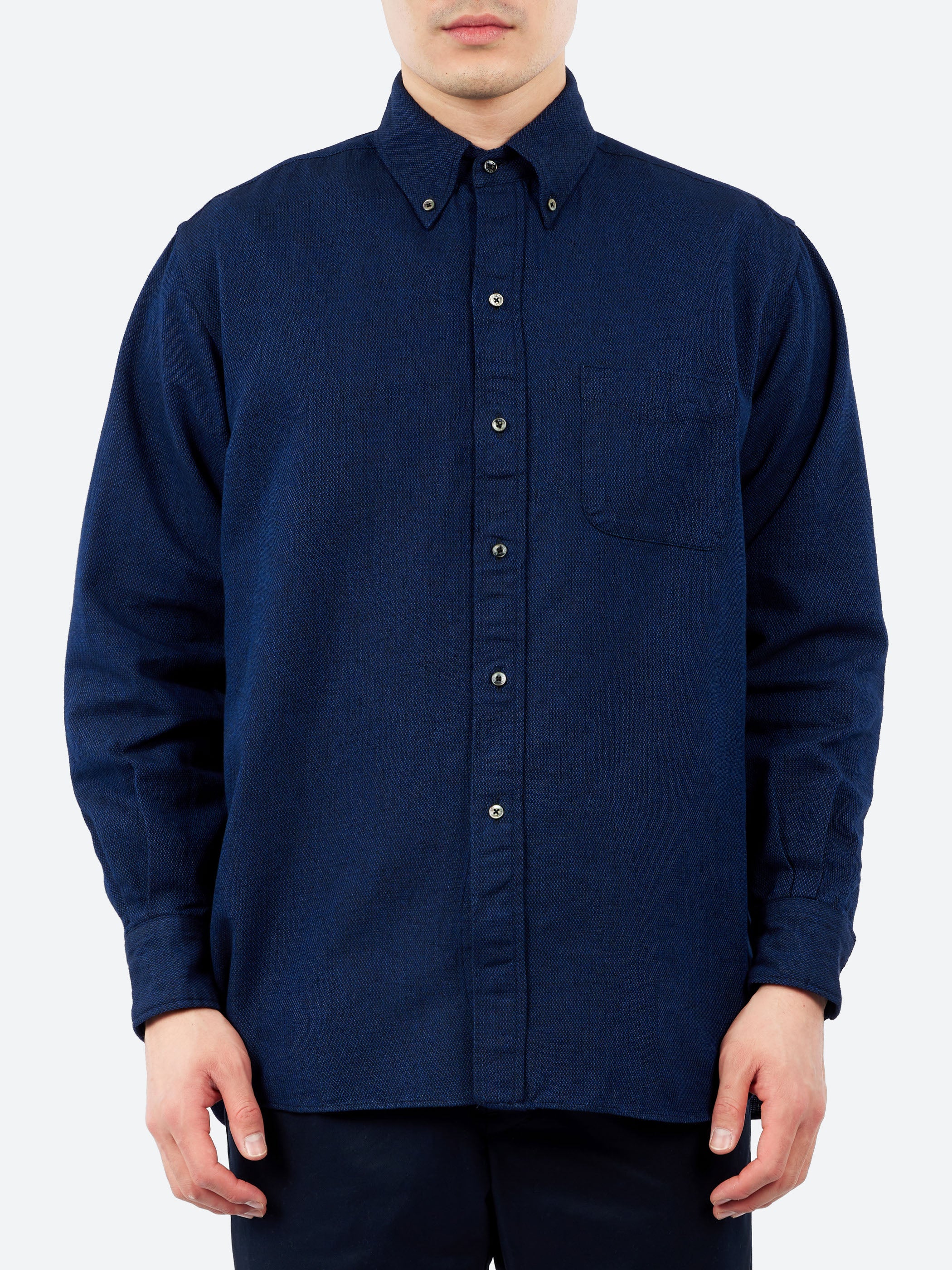 BEAMS PLUS - BD Classic Fit Indigo Oxford in Dark Indigo – gravitypope BEAMS PLUS - BD Classic Fit Indigo Oxford in Dark Indigo – gravitypope