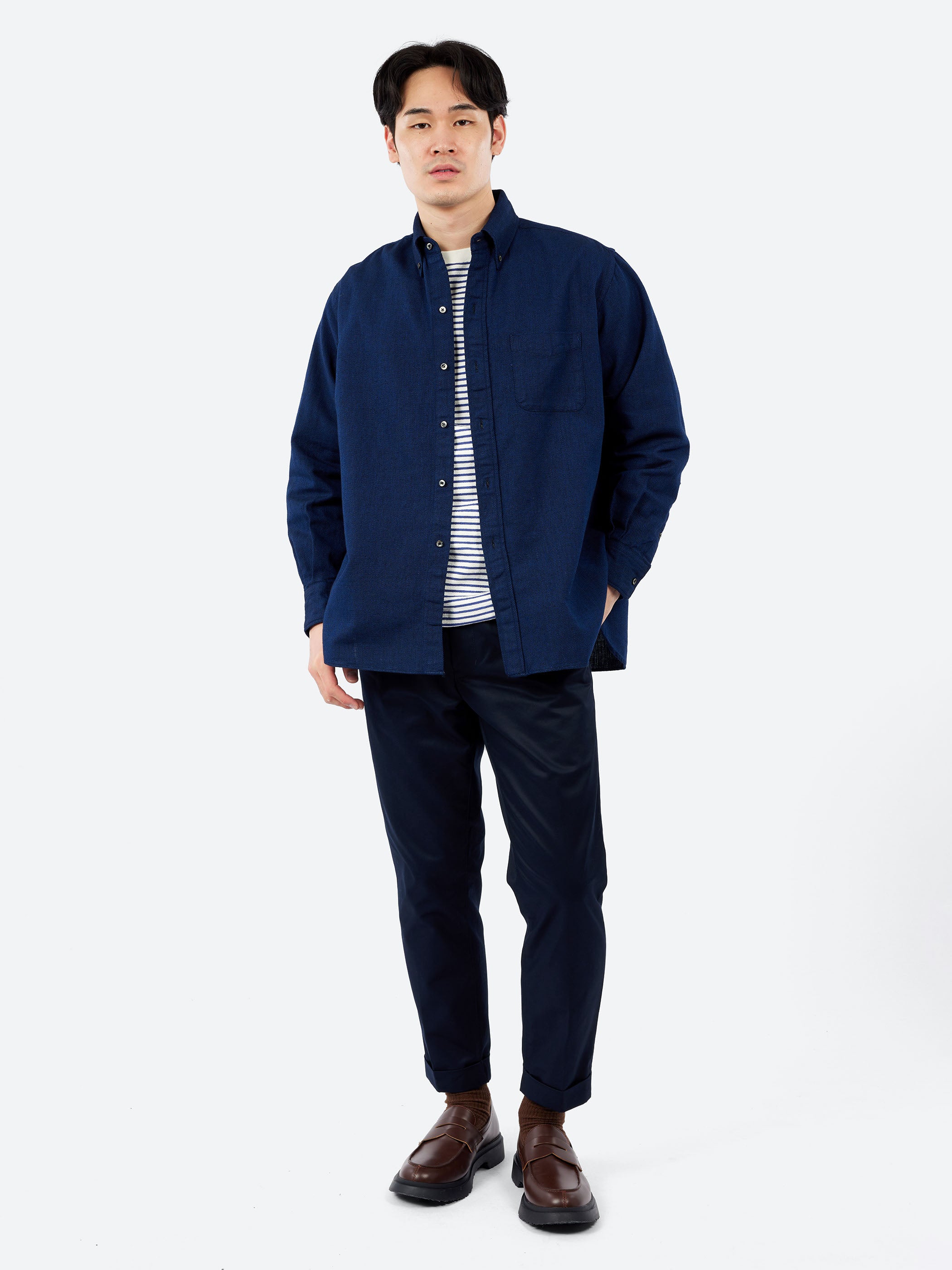 BEAMS PLUS - BD Classic Fit Indigo Oxford in Dark Indigo – gravitypope BEAMS PLUS - BD Classic Fit Indigo Oxford in Dark Indigo – gravitypope