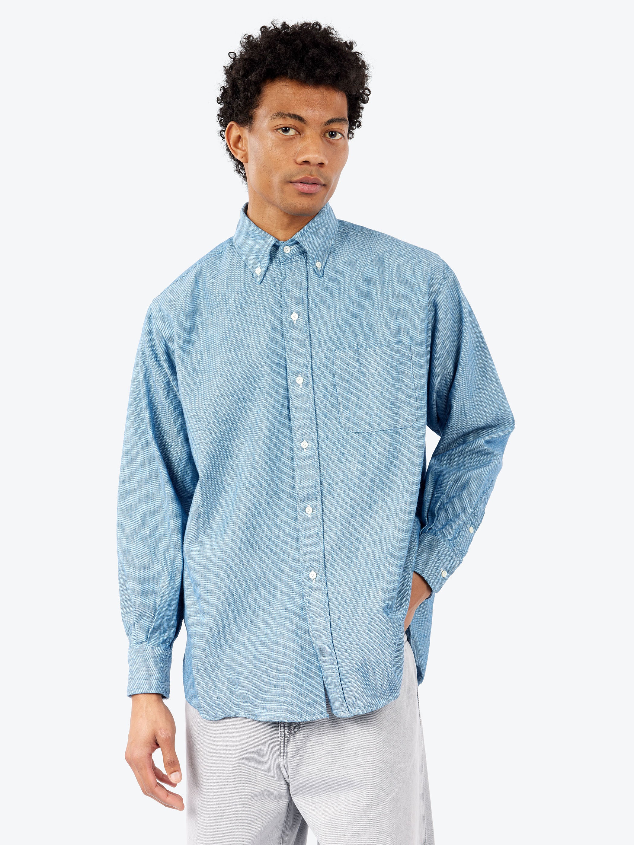 BEAMS PLUS - BD Classic Fit Indigo Oxford in Light Indigo