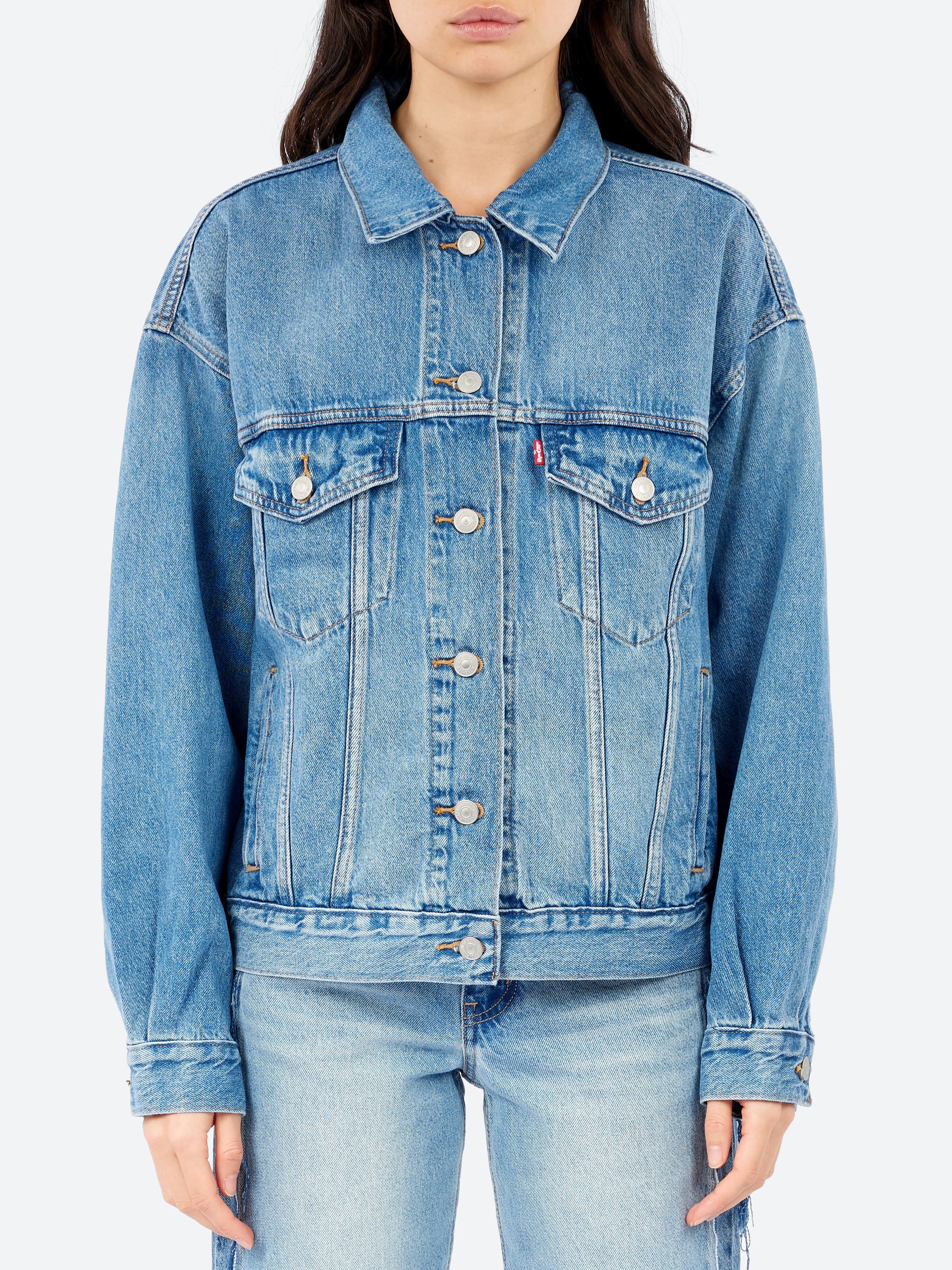 Levi's - 90s Trucker Jacket in Worn in Soft As Butter (Medium Wash