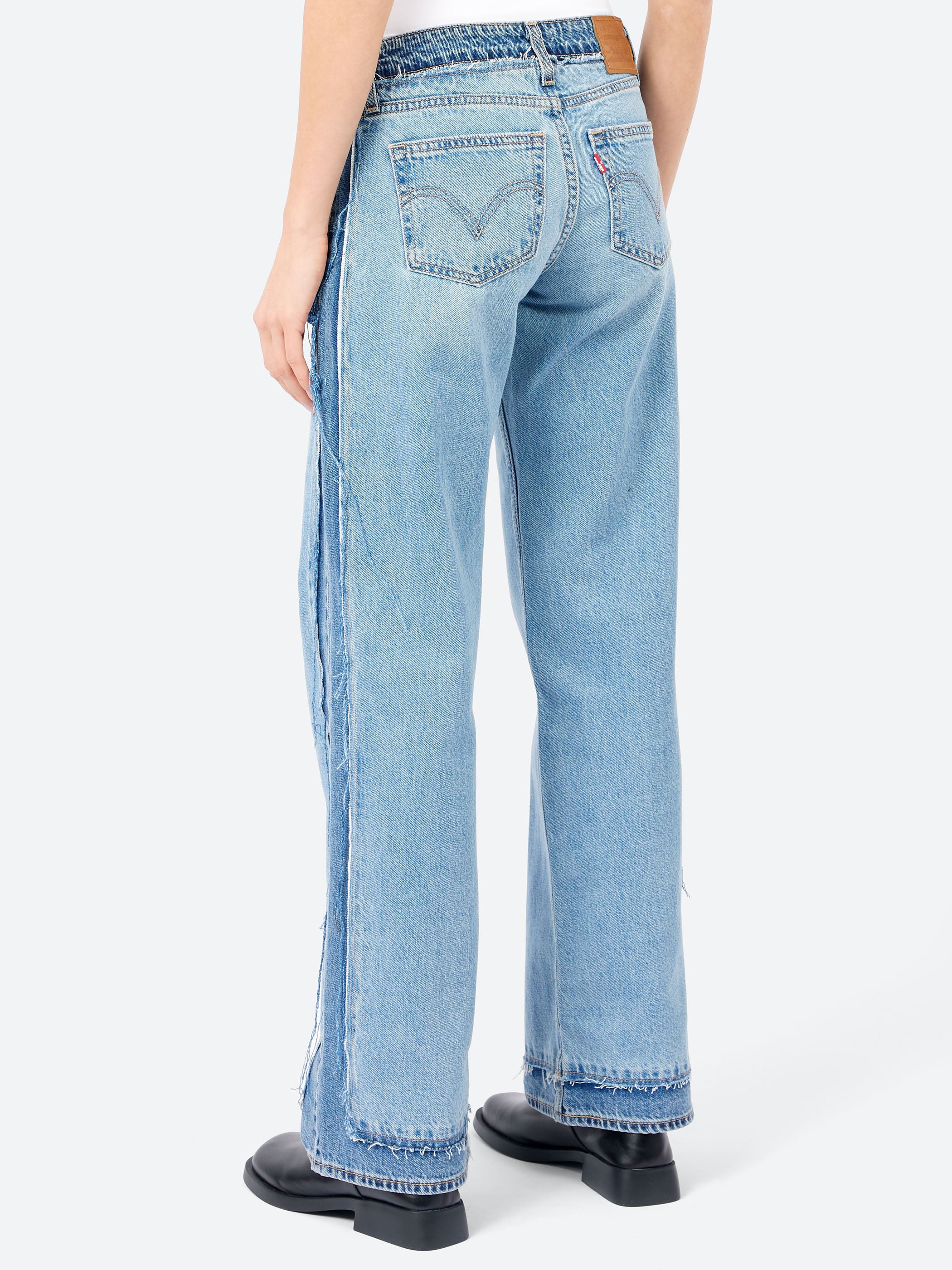 Levi's - Deconstructed Low Loose in Upon Reflection (Medium Wash