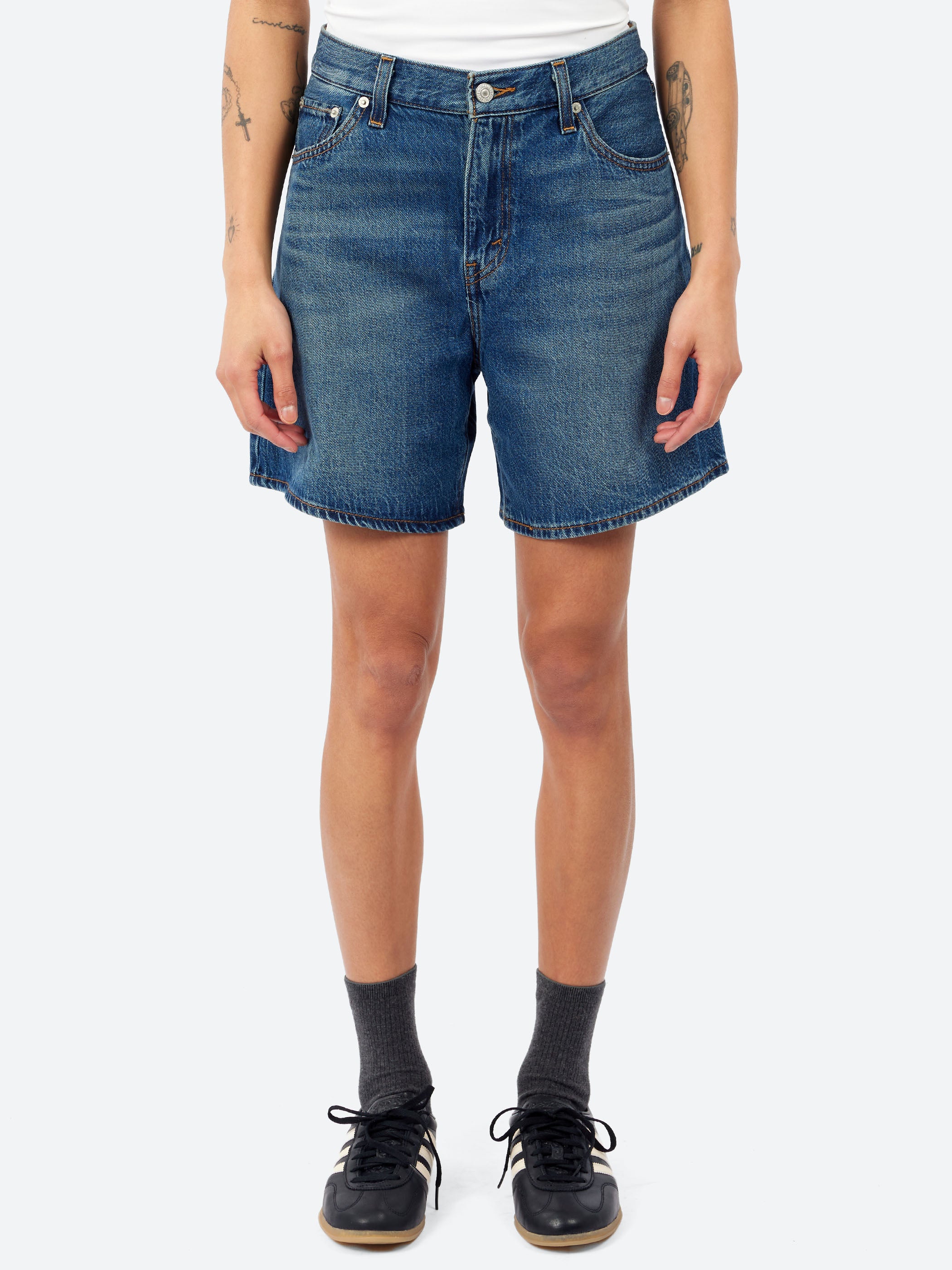 Levi's - High Rise Baggy Short in achieve Everything (Dark Wash