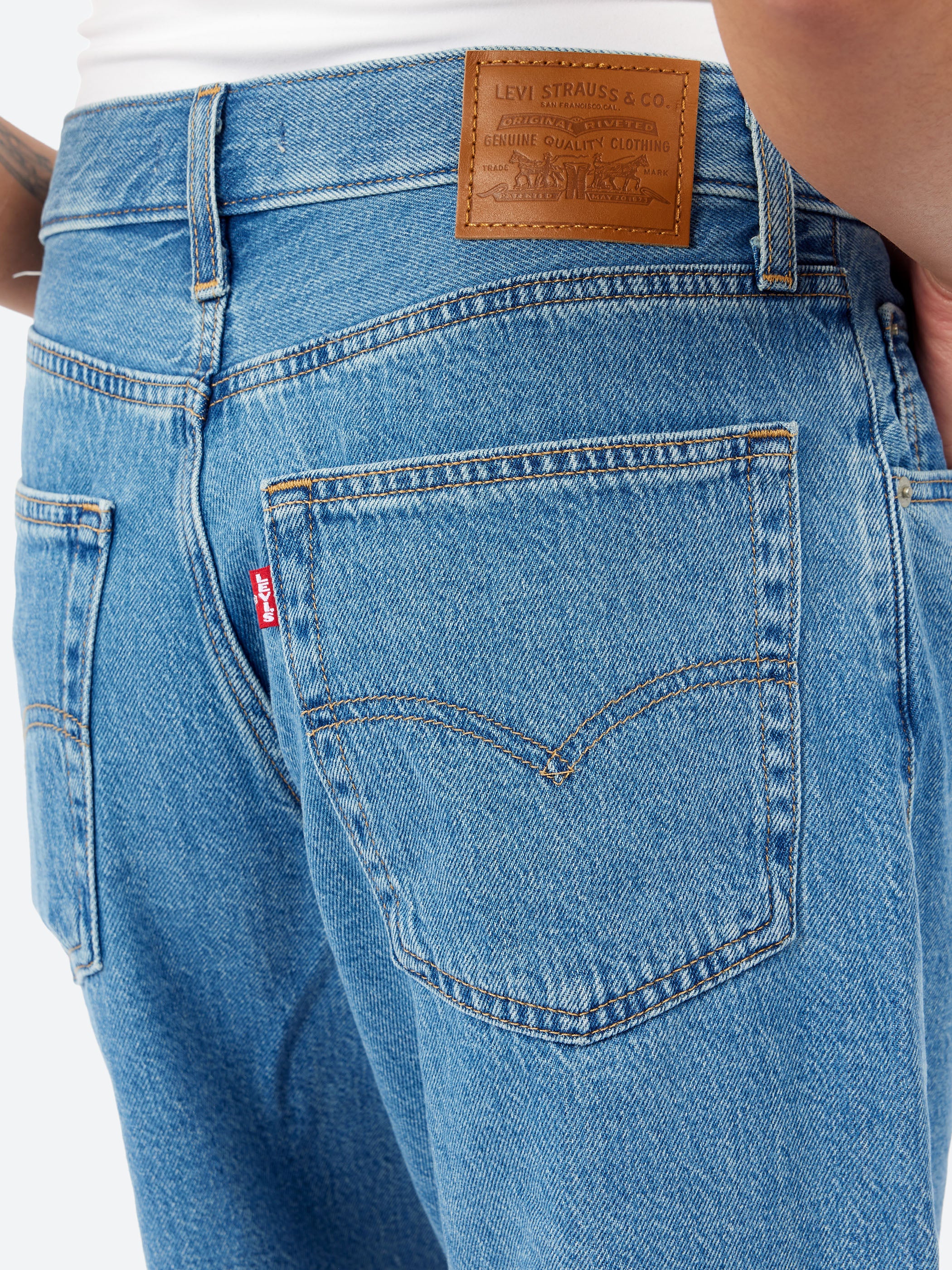 Levi's - Ribcage Straight Ankle in Jazz Pop – gravitypope