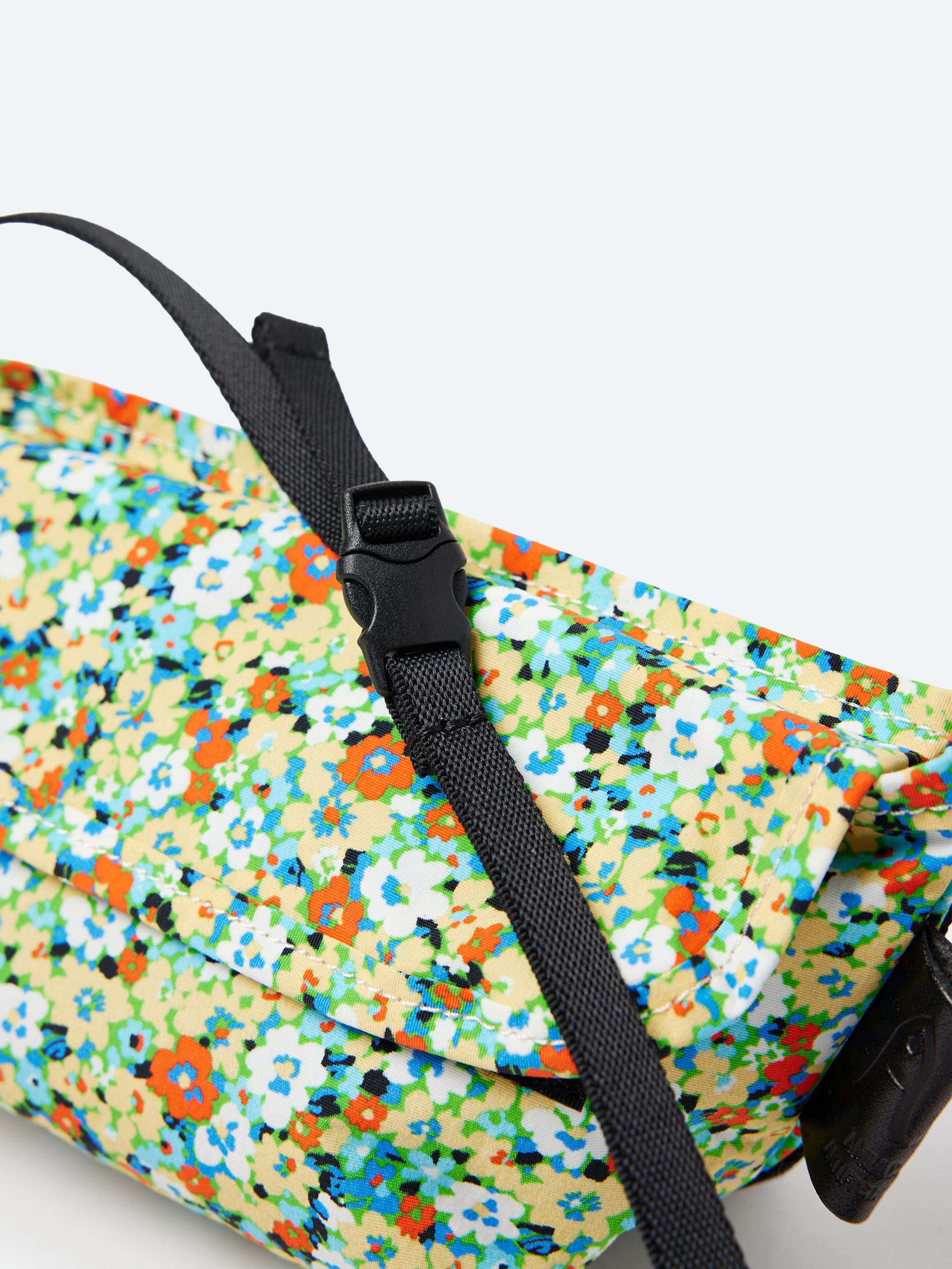 Nylon Portable Messenger