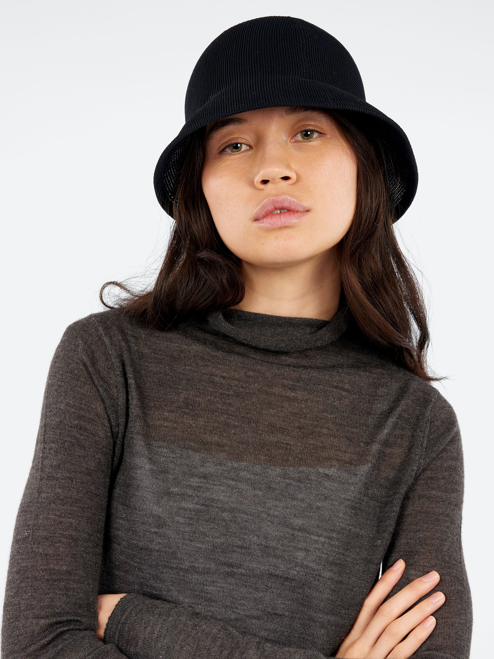 CFCL - Mesh Knit Asymmetric Hat in Black – gravitypope