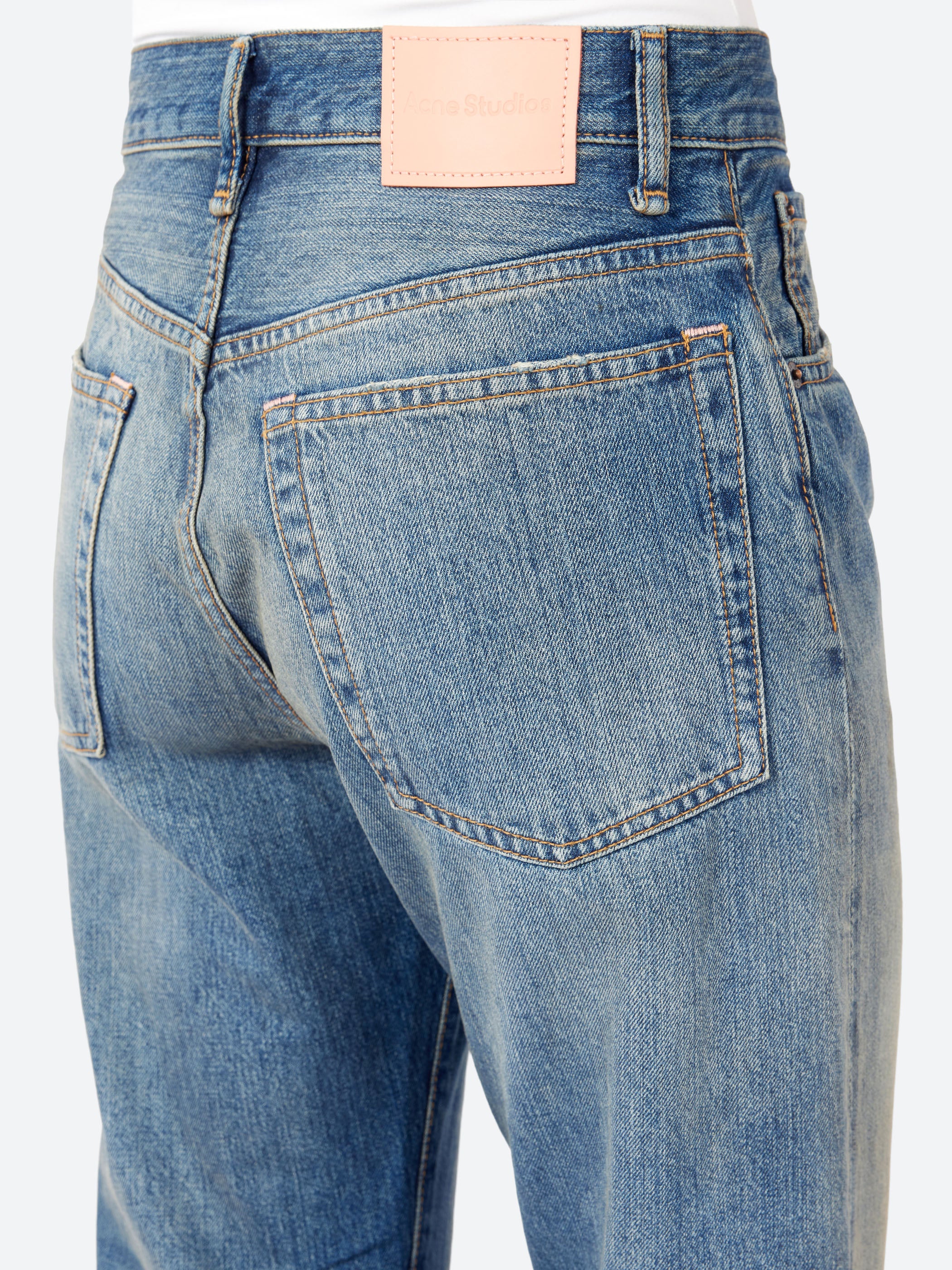 2021F Regular Fit Jeans