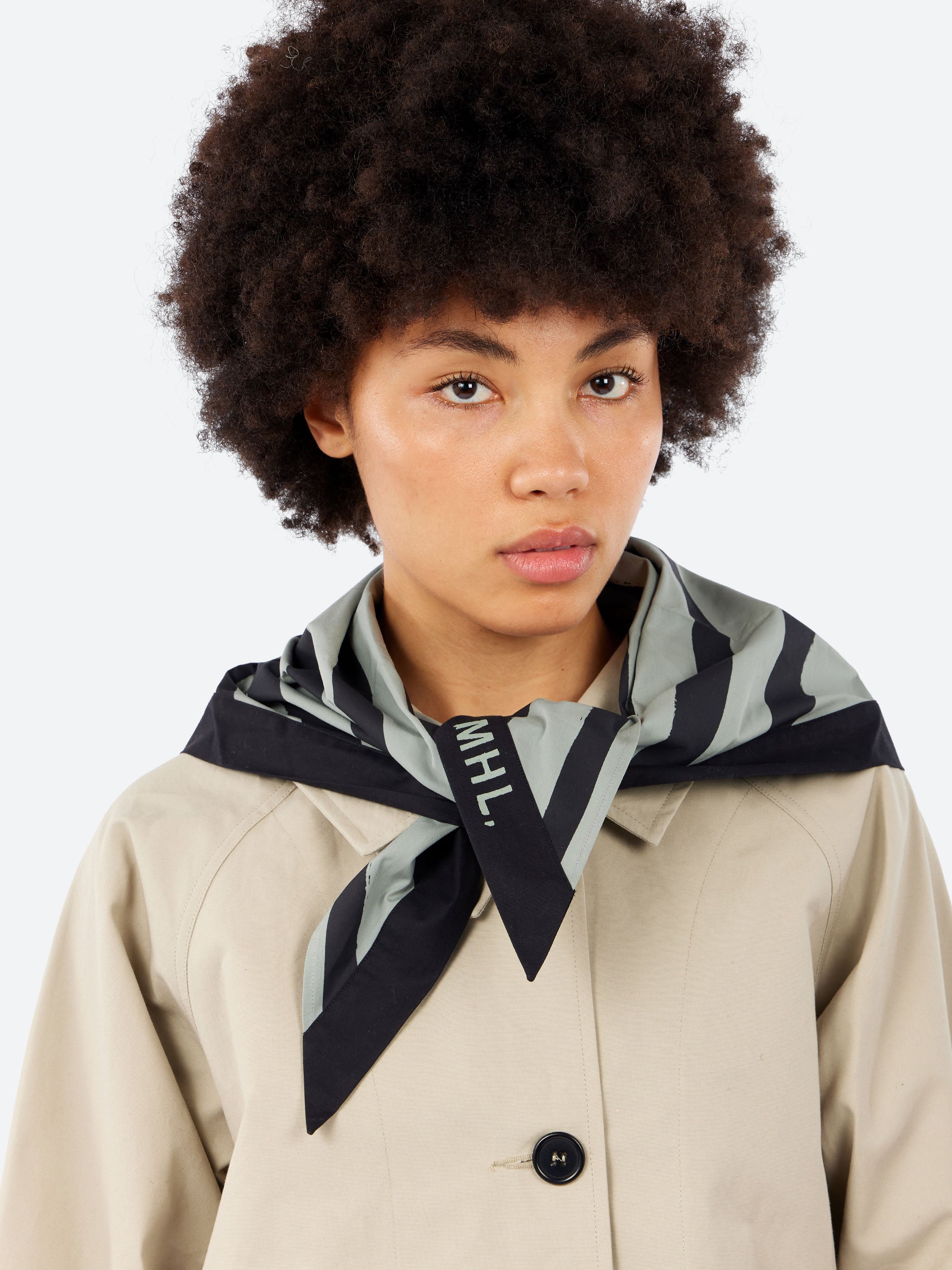 Margaret Howell - MHL. Printed Scout Scarf in Fog – gravitypope
