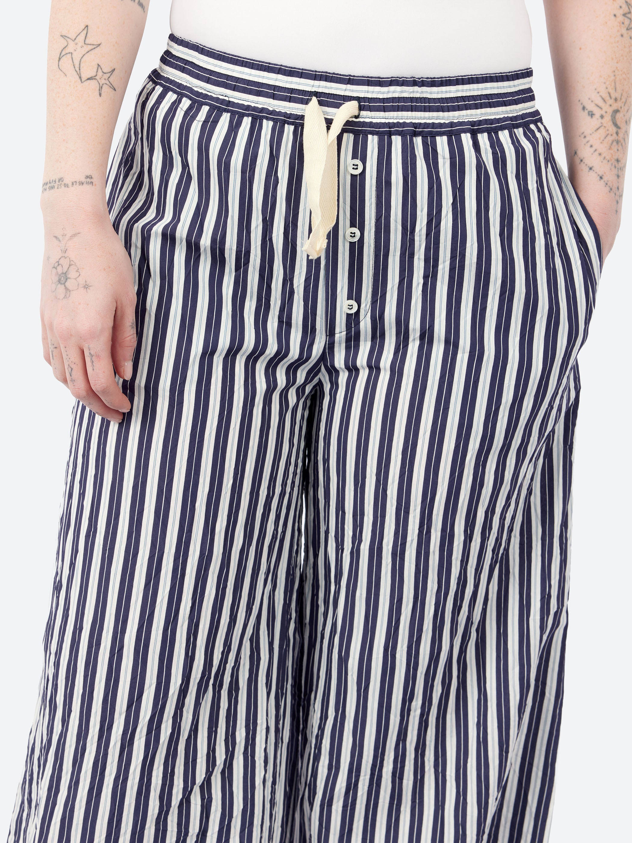 Oversized Crinkled Trousers