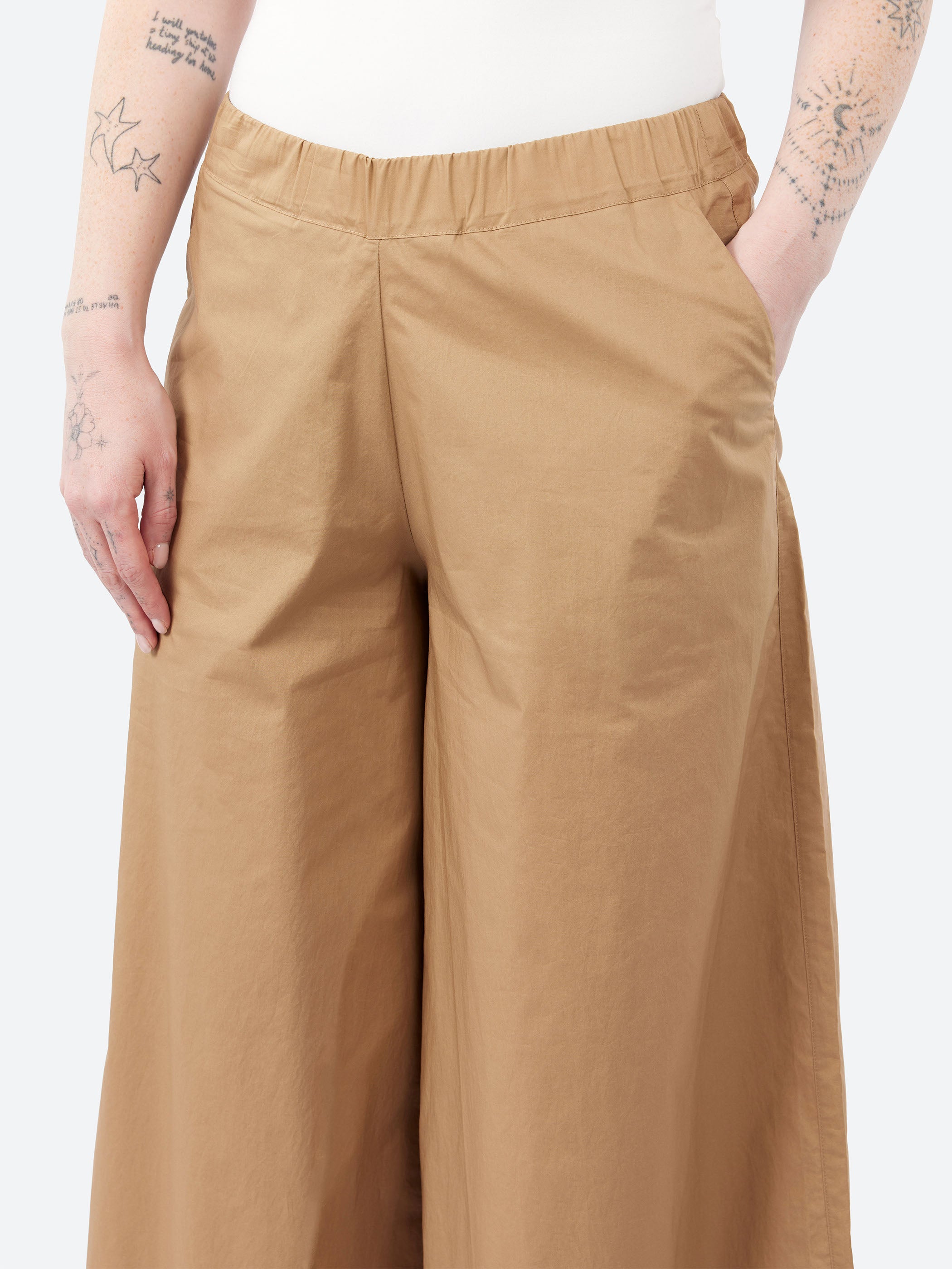 Wide Cropped Trousers