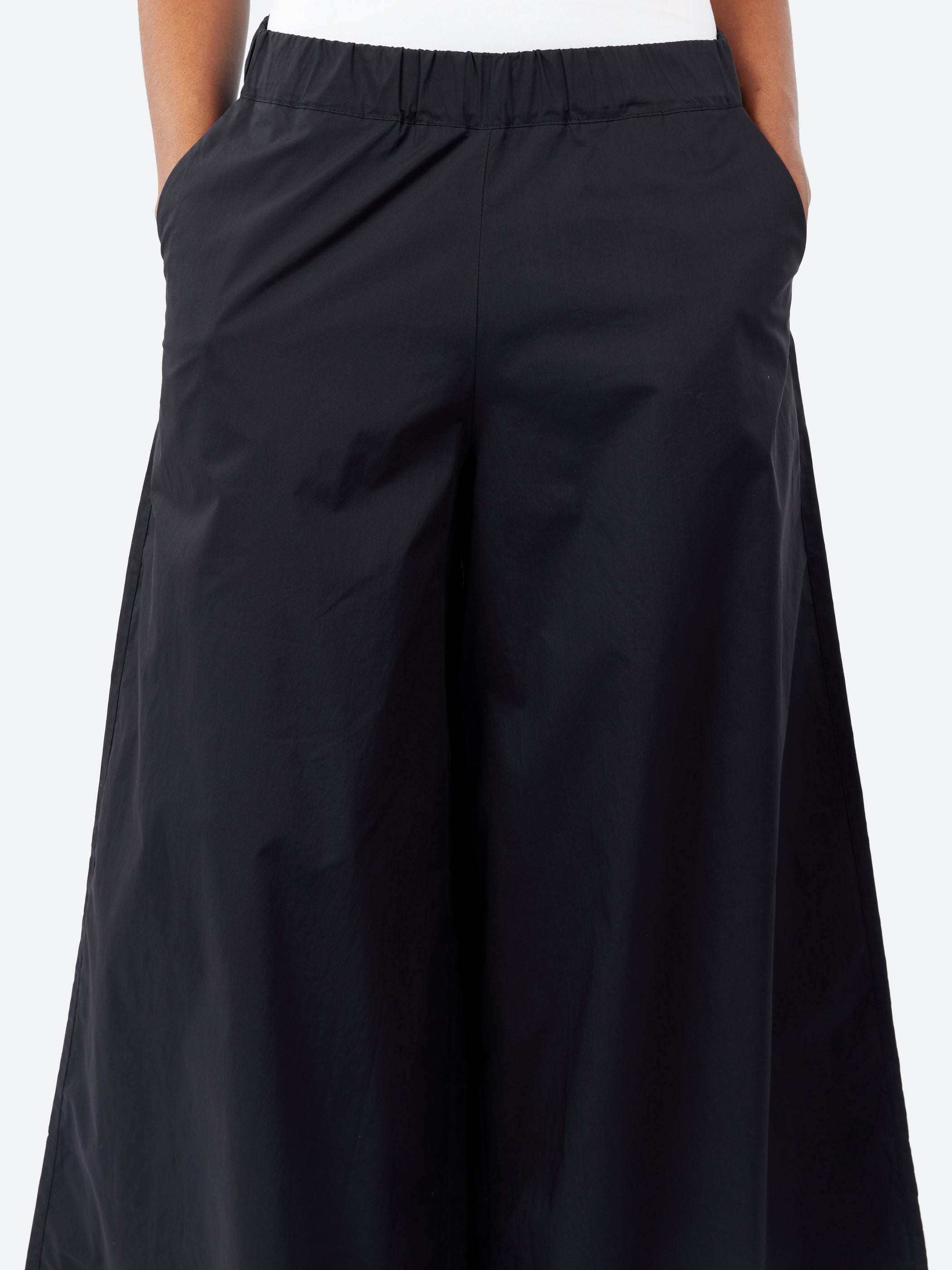 Wide Cropped Trousers