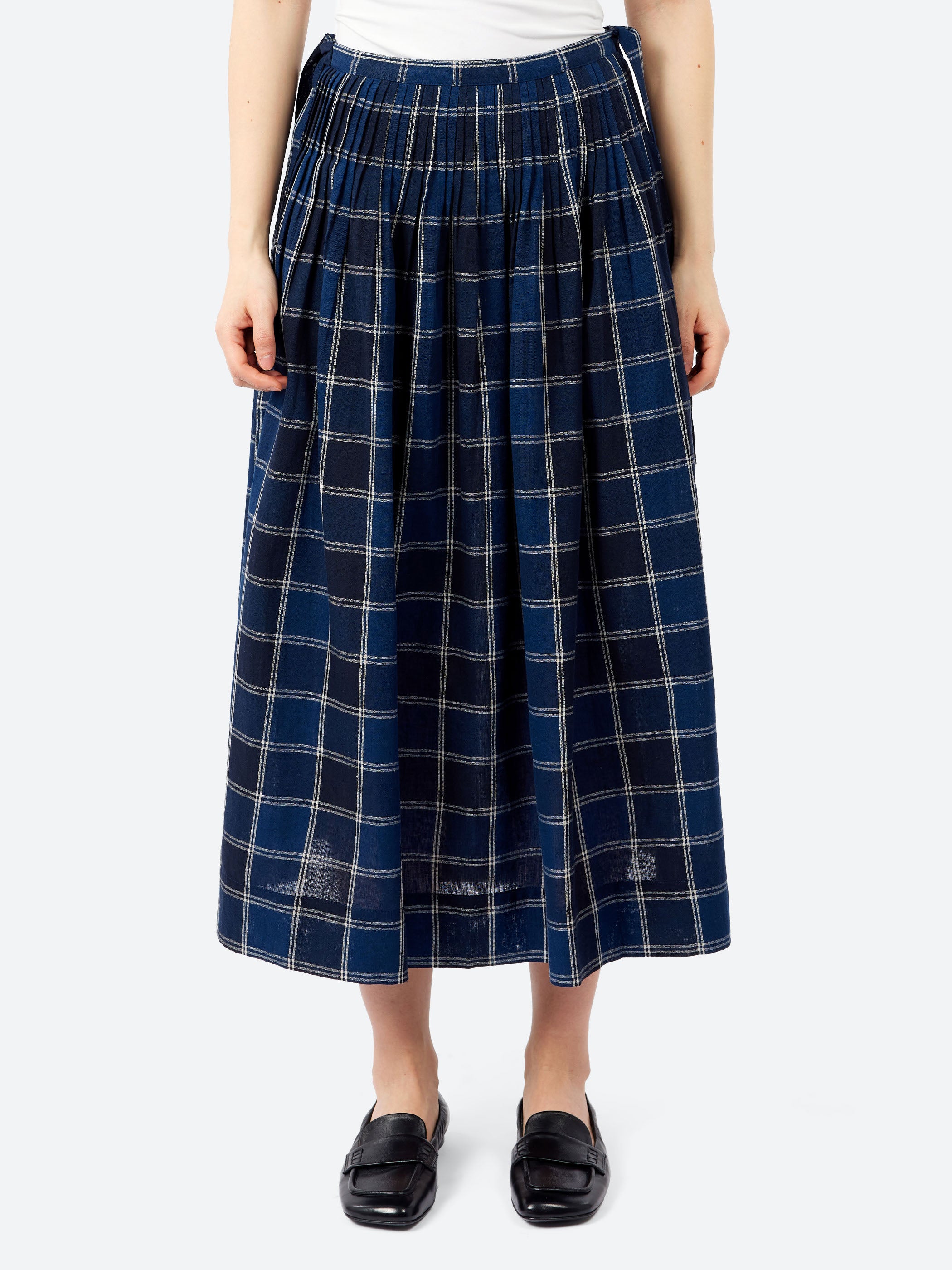 TOAST - Market Check Pleated Skirt in Denim Blue – gravitypope
