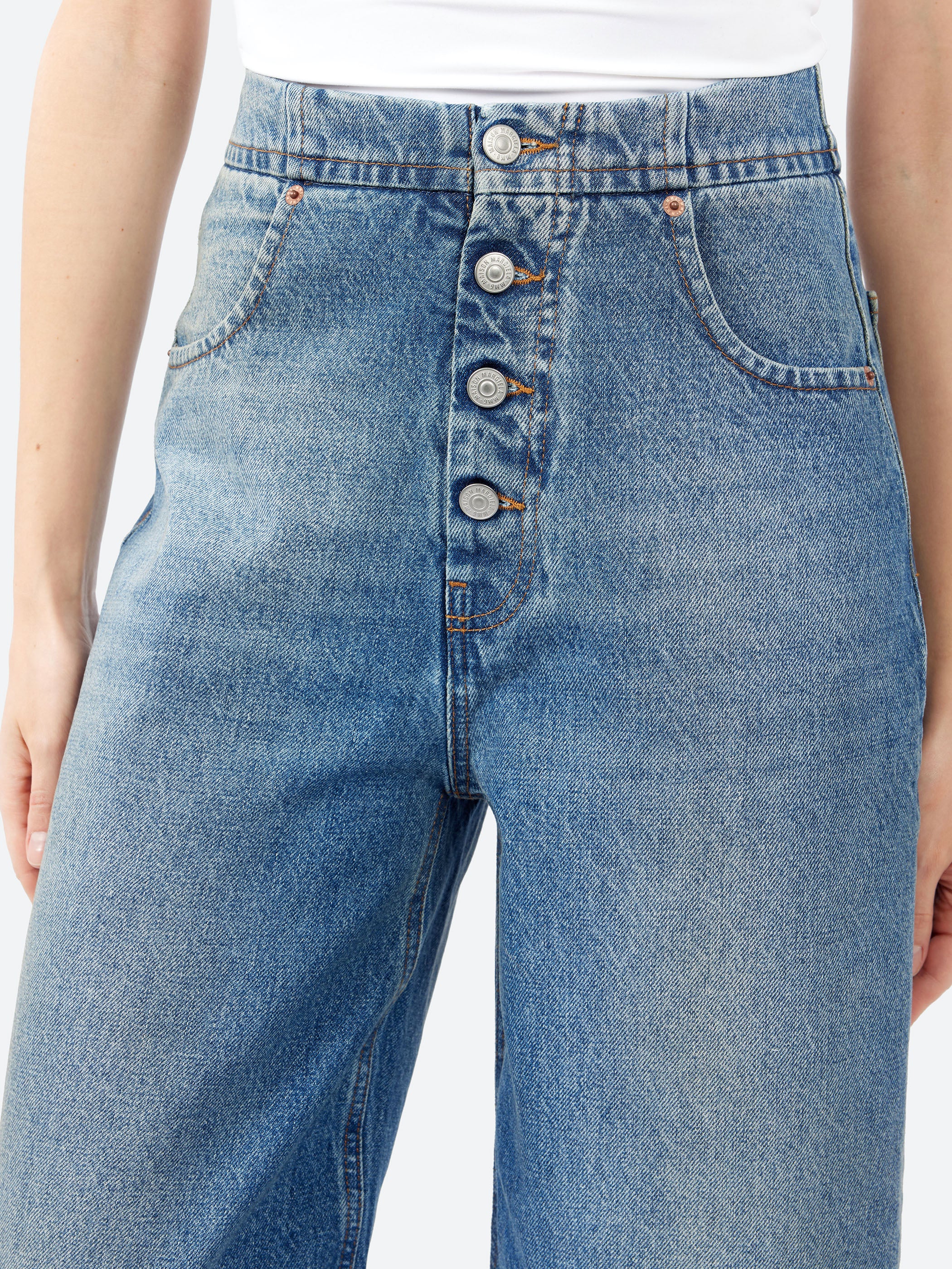 Exposed Button Jean