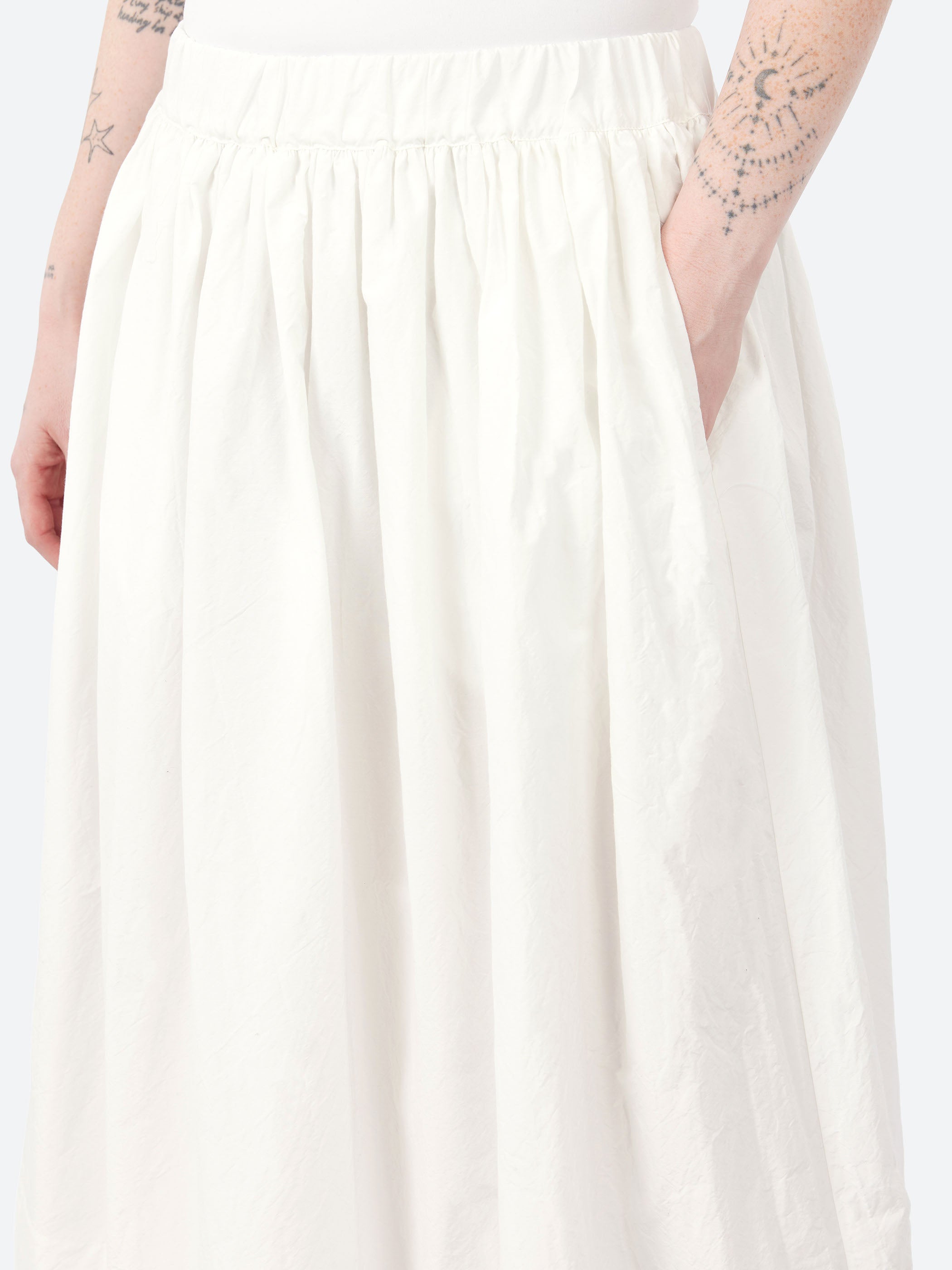 P1569 Gathered Waist Skirt