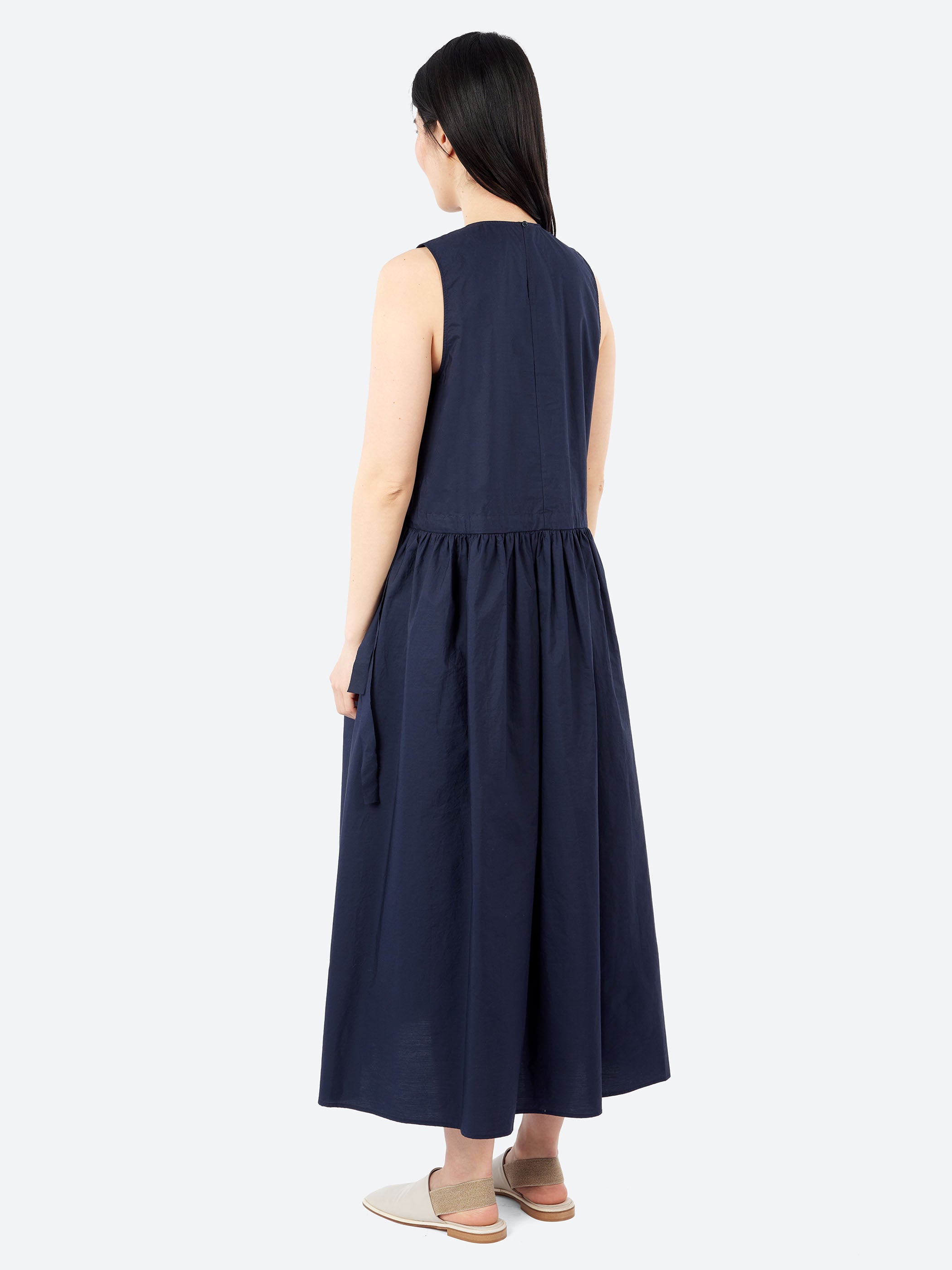 P1847 Sleeveless Dress