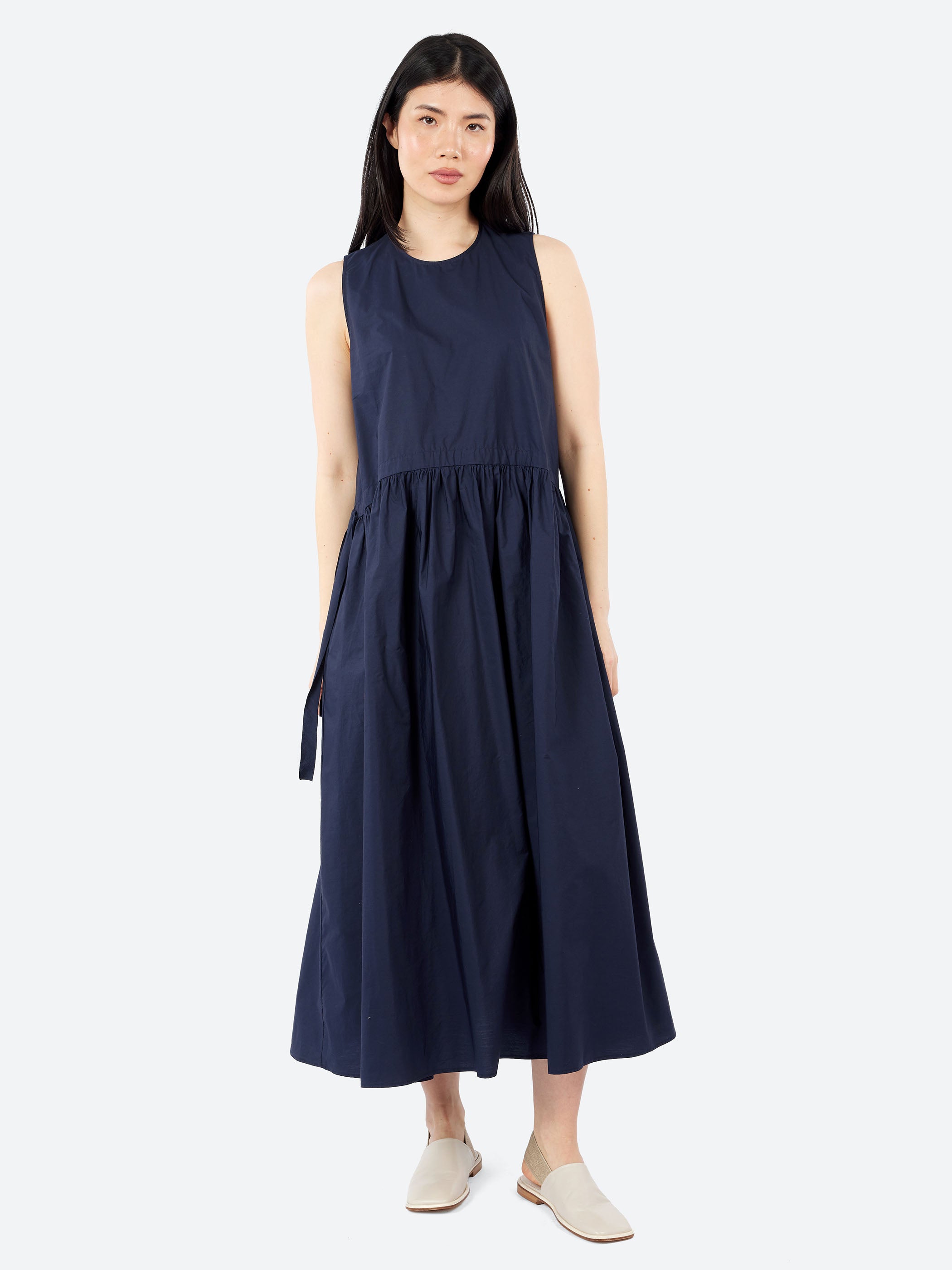P1847 Sleeveless Dress