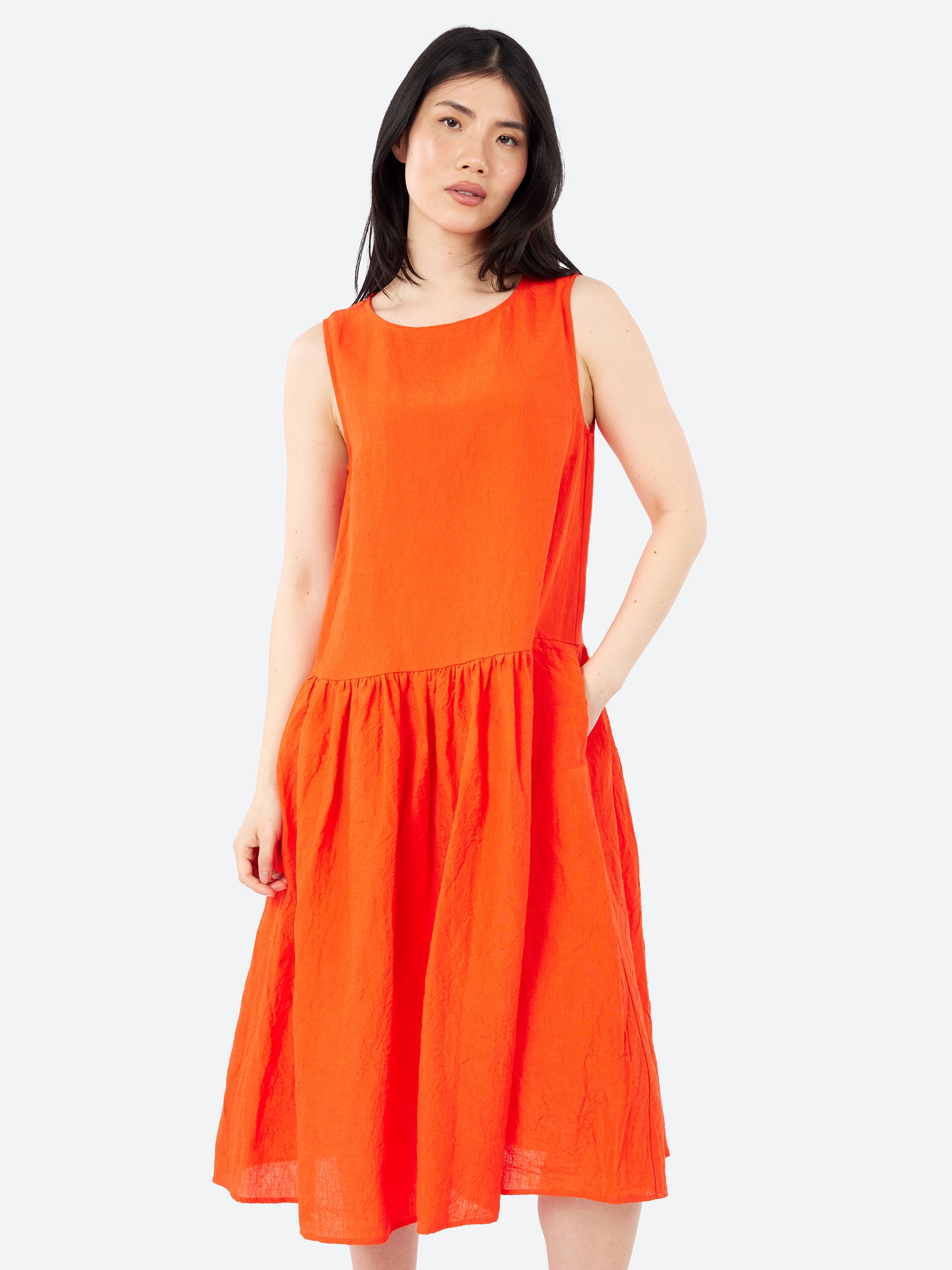 P2059 Gathered Waist Dress