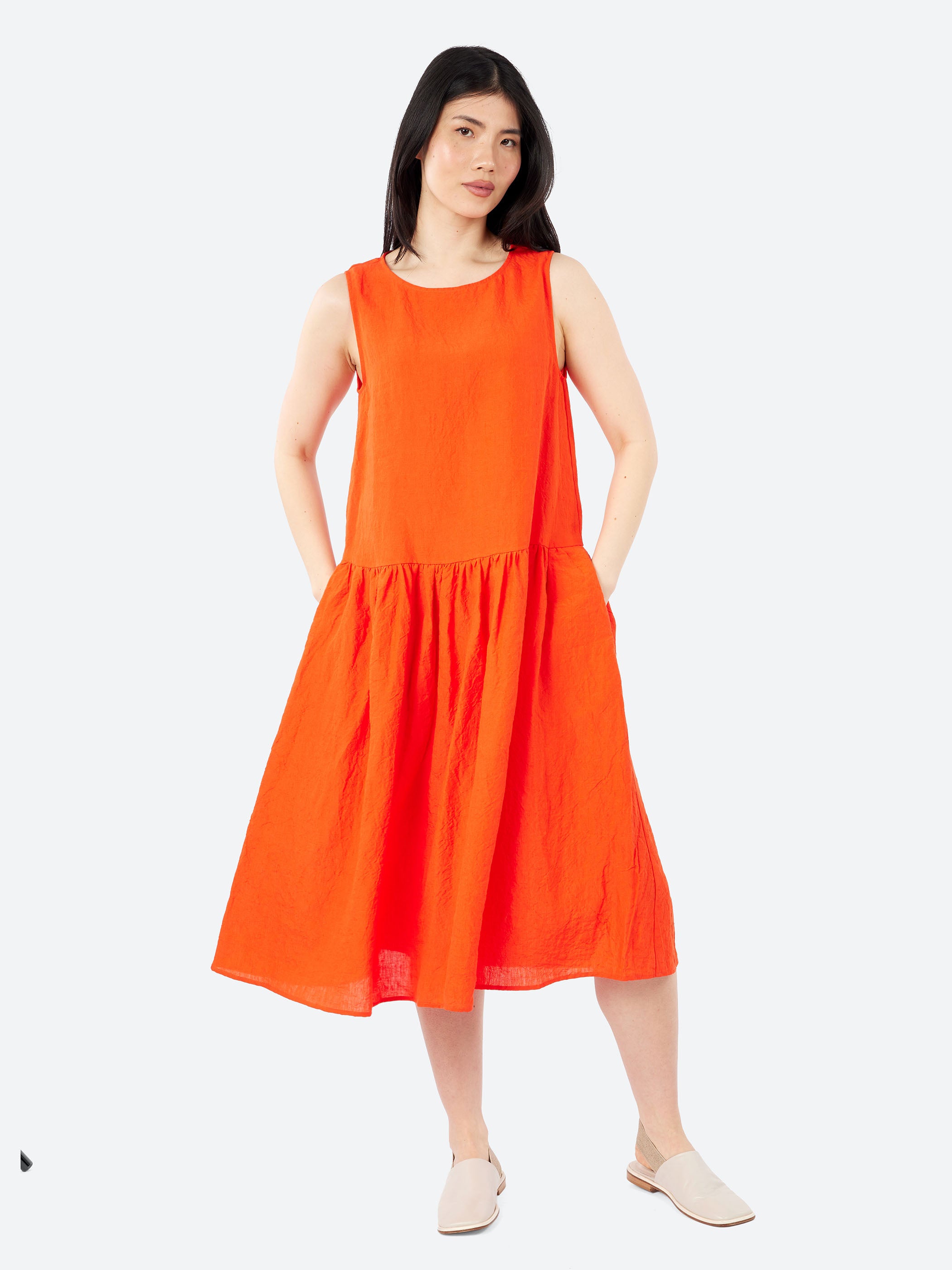 P2059 Gathered Waist Dress