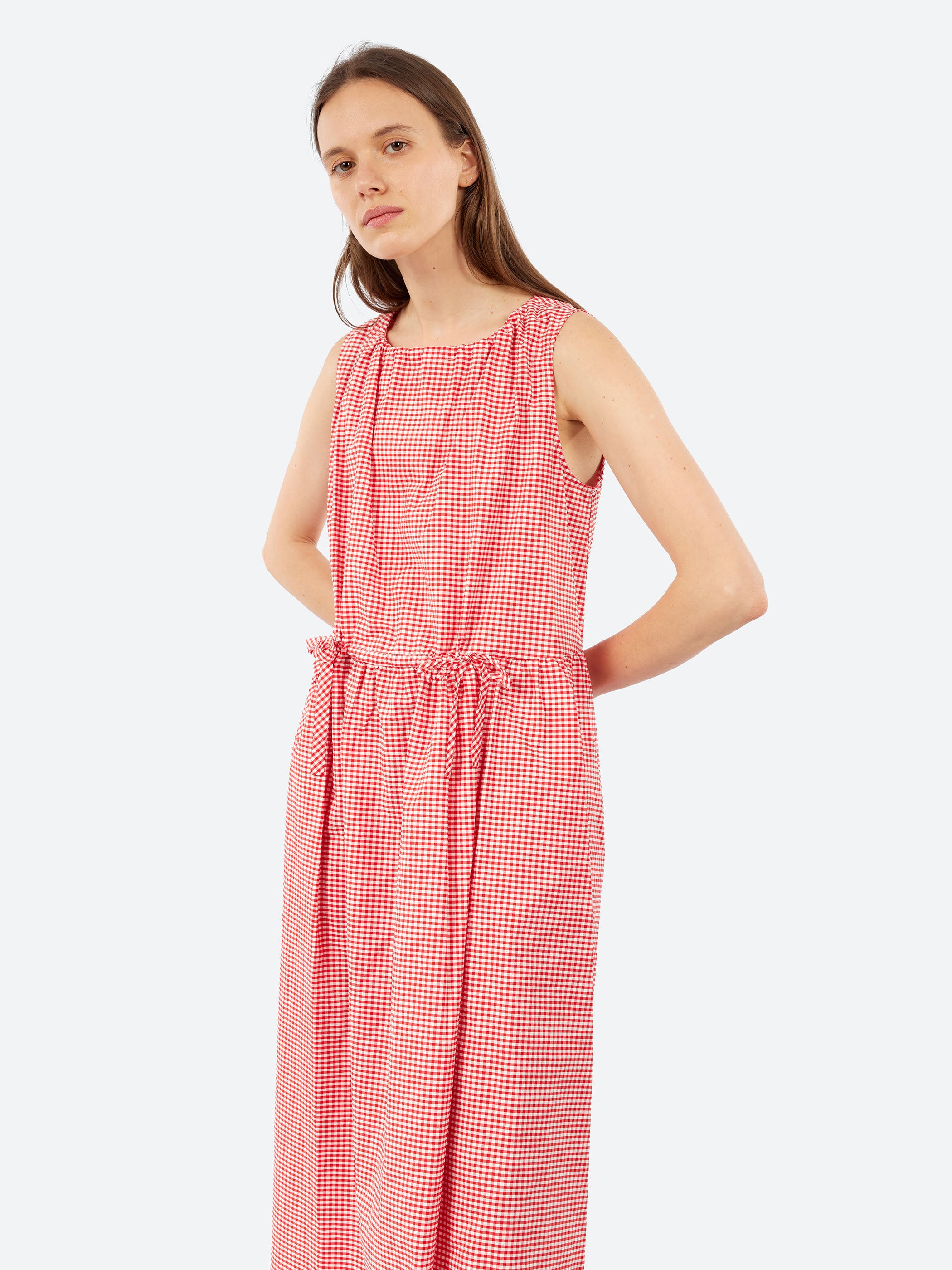 P2065 Dress