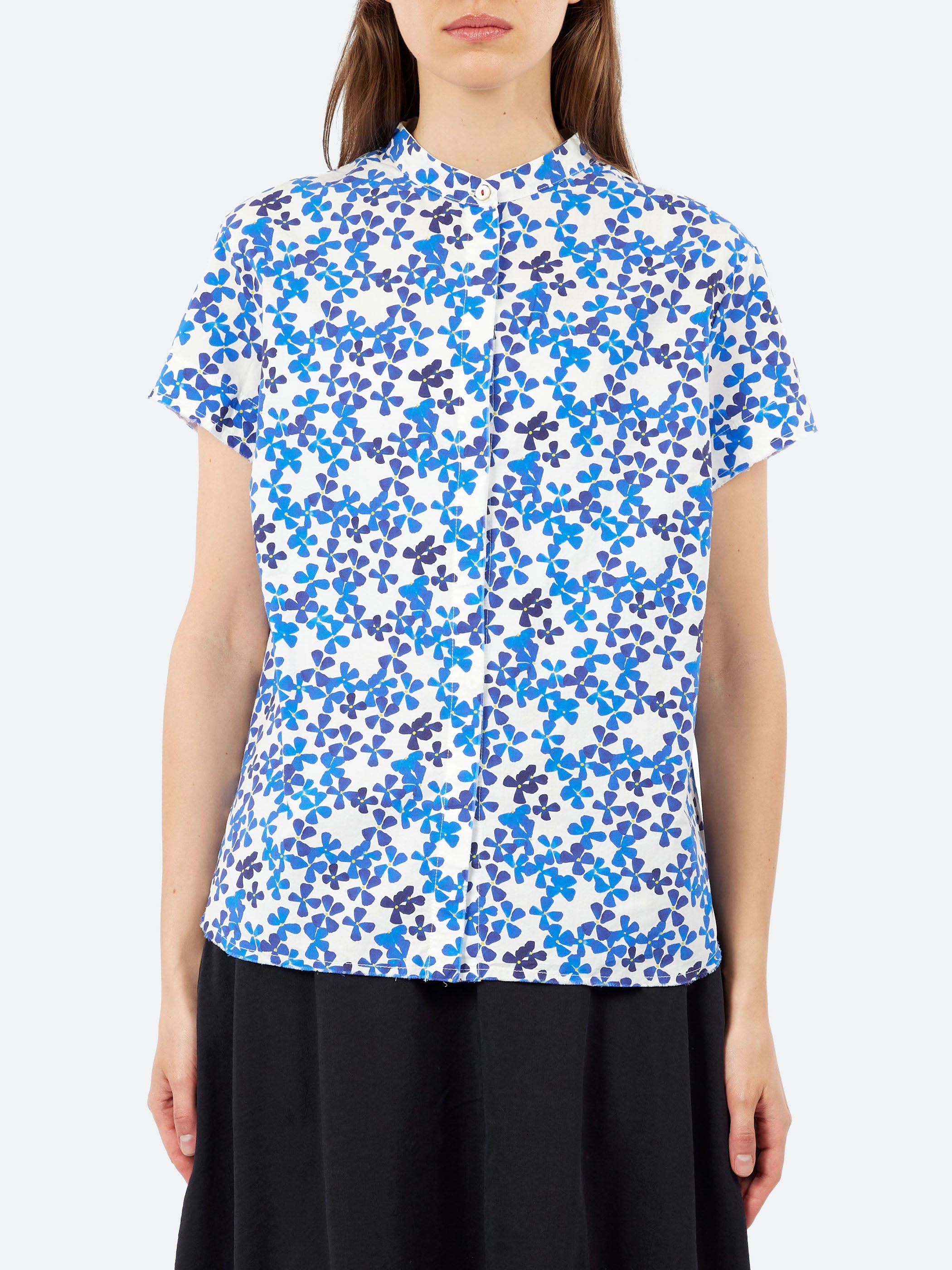 Hannoh Wessel - Savannah Shirt in Blue Flowers – gravitypope