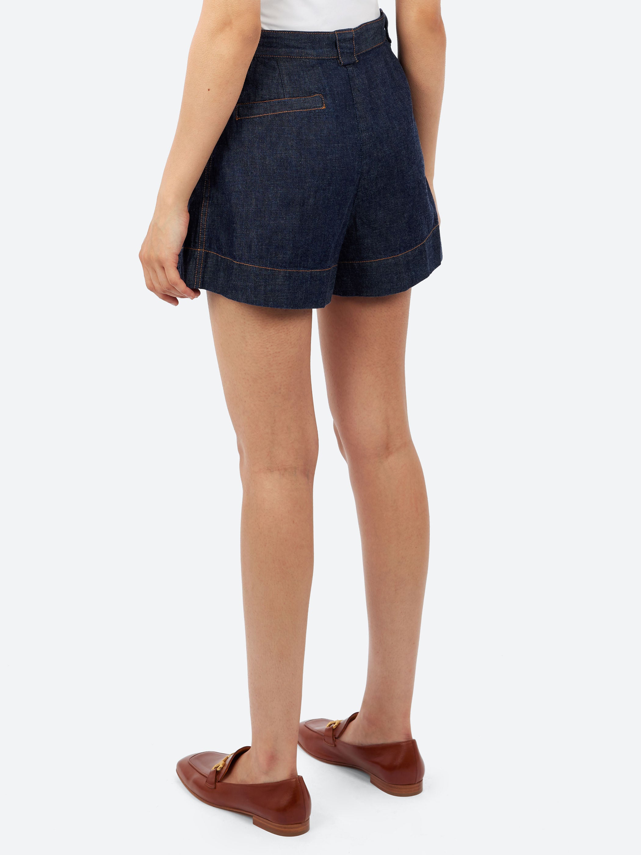 Leo Short