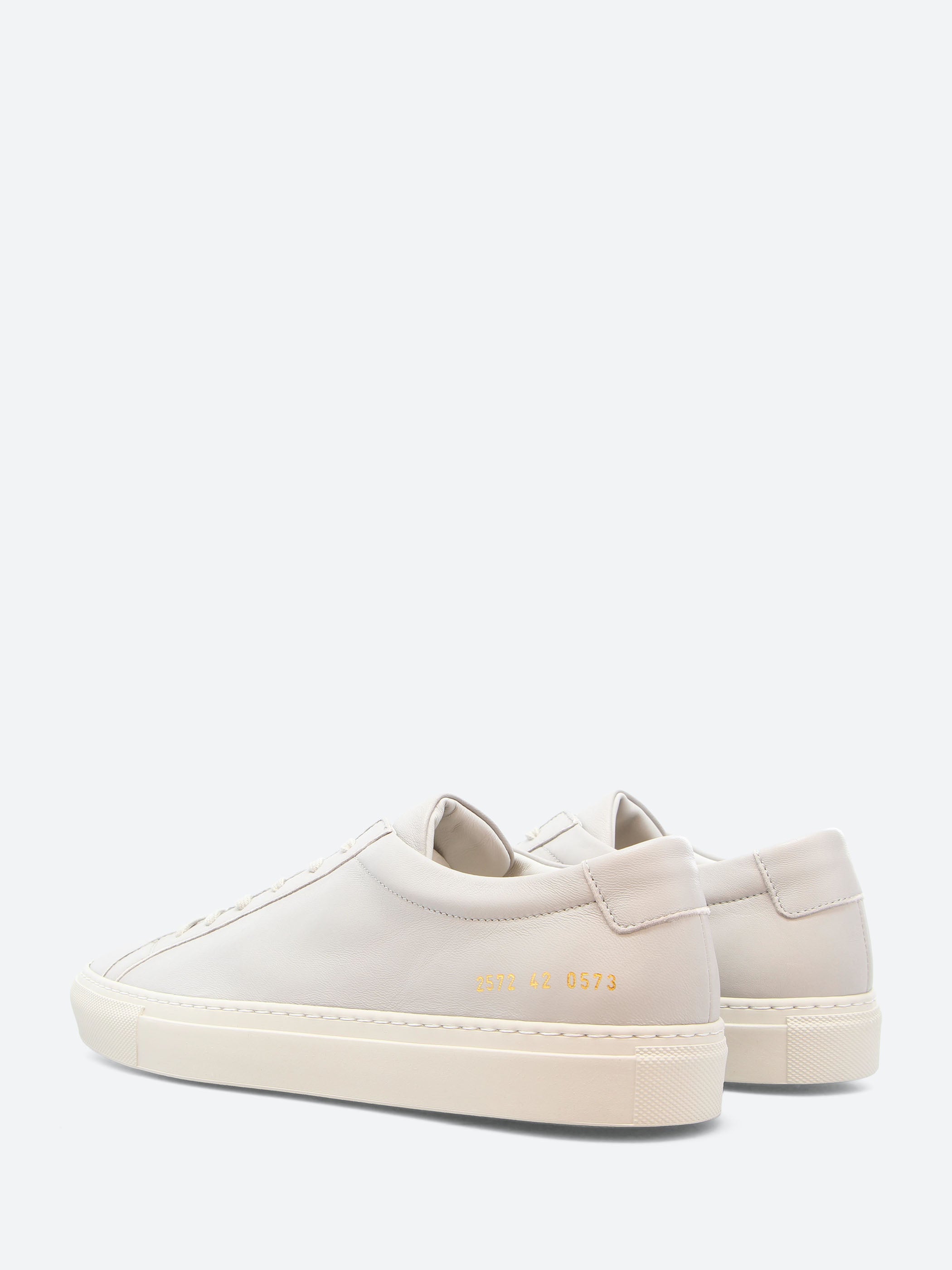 Common Projects - Decades Low in Off White – gravitypope