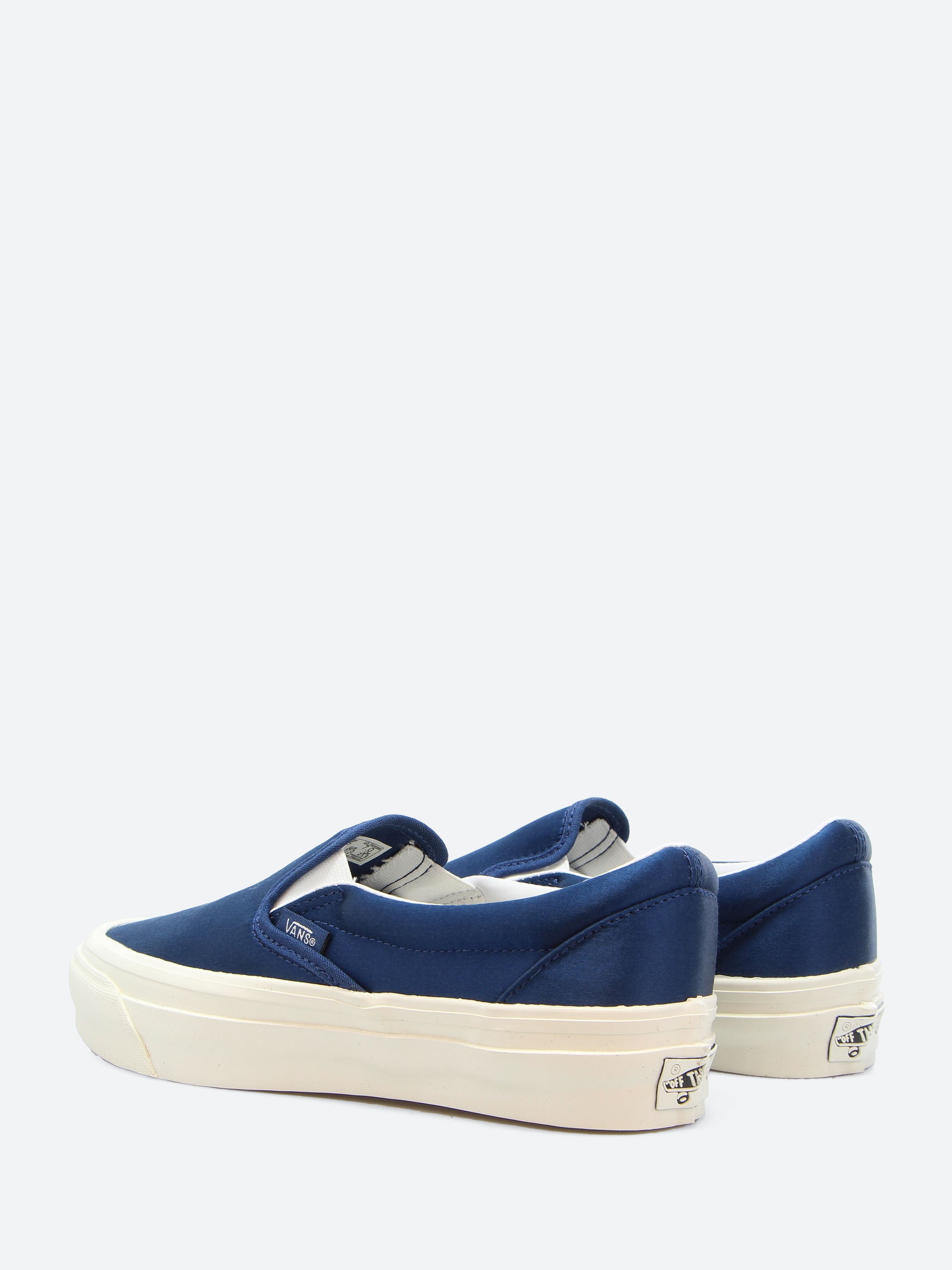 Vans - Anaheim Factory Authentic 44 DX in Navy – gravitypope