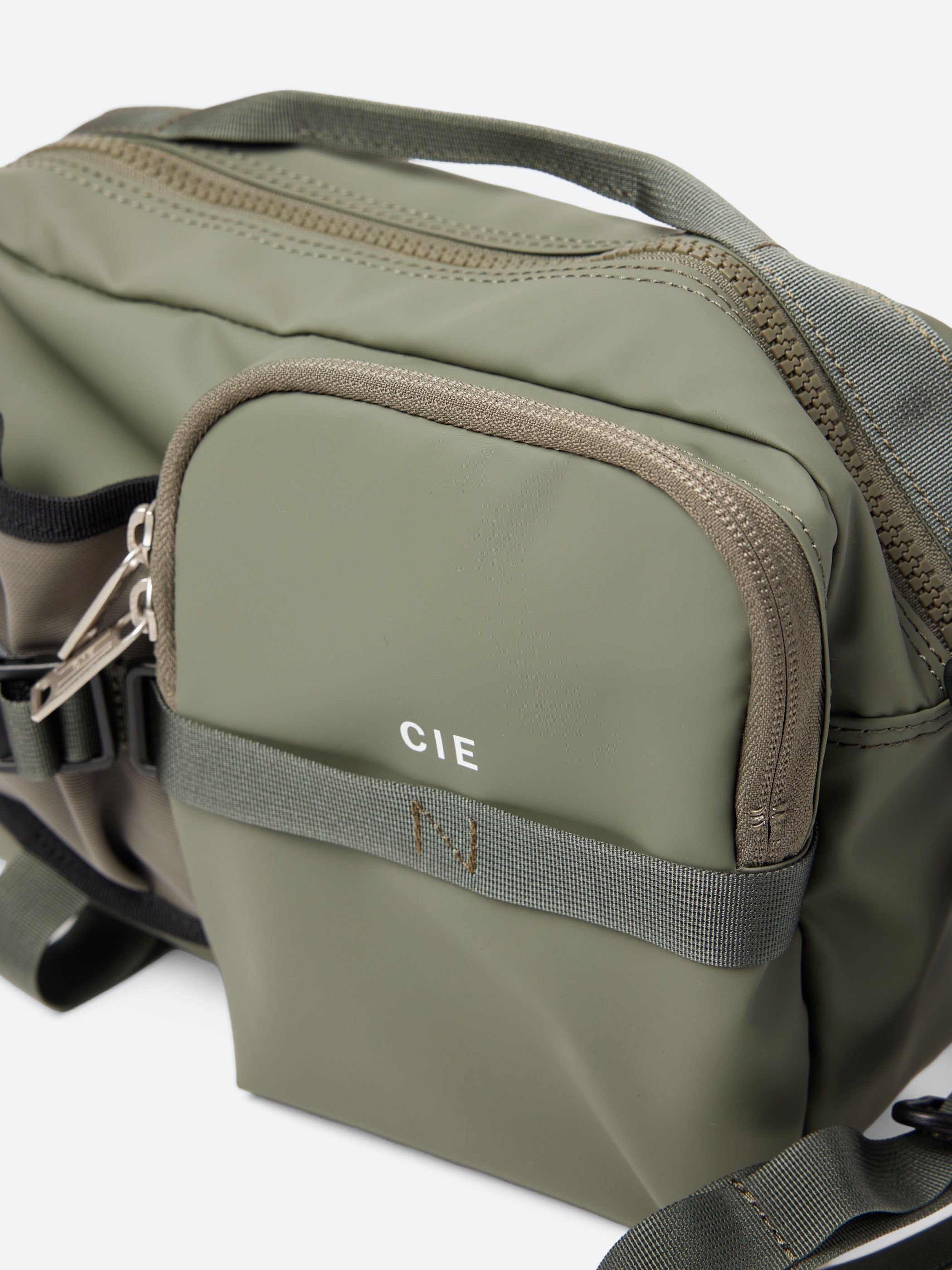 Grid3 Shoulder Bag - 03 (M)