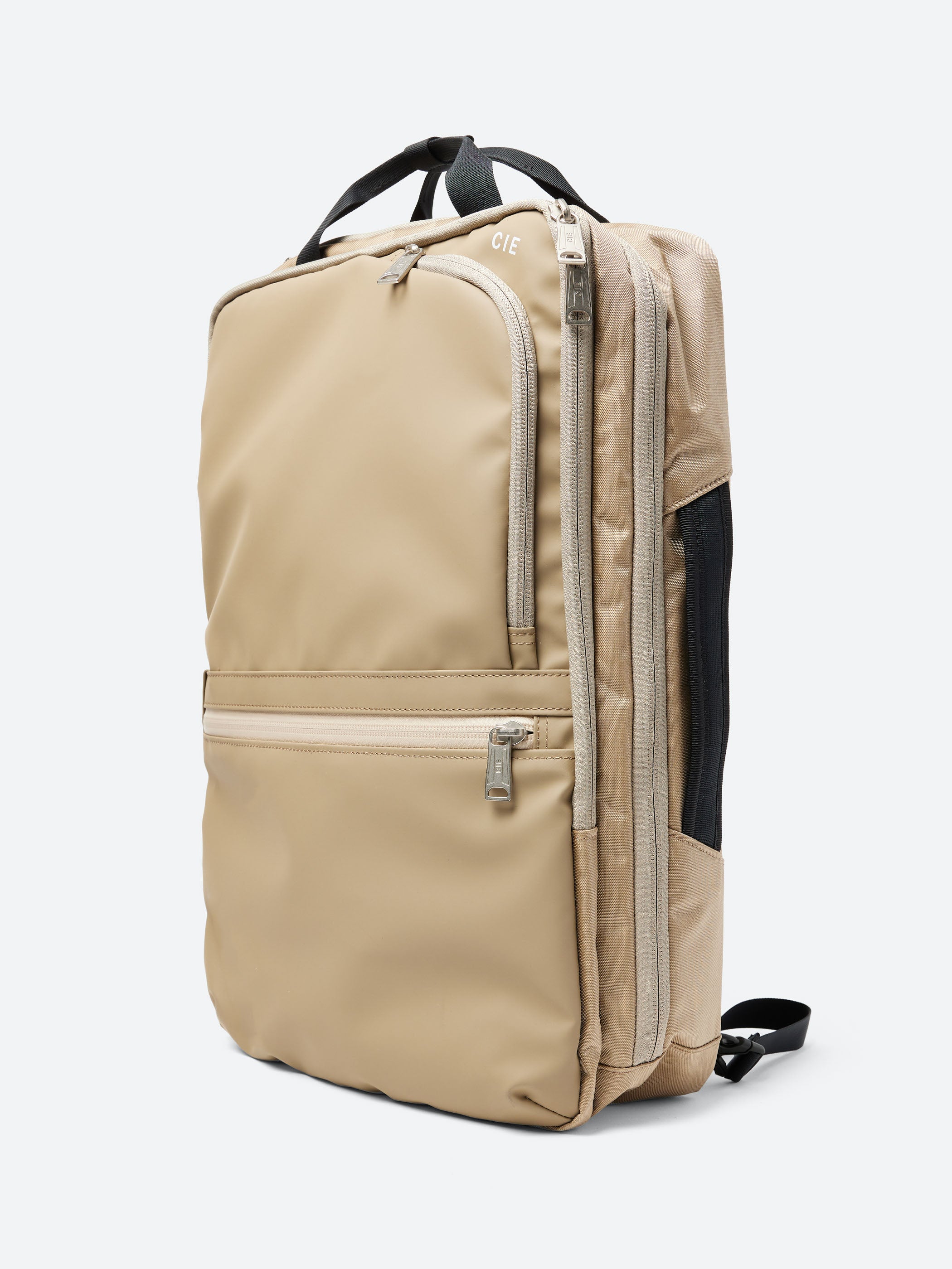 CIE - Various 2Way Backpack (M) in Sand – gravitypope