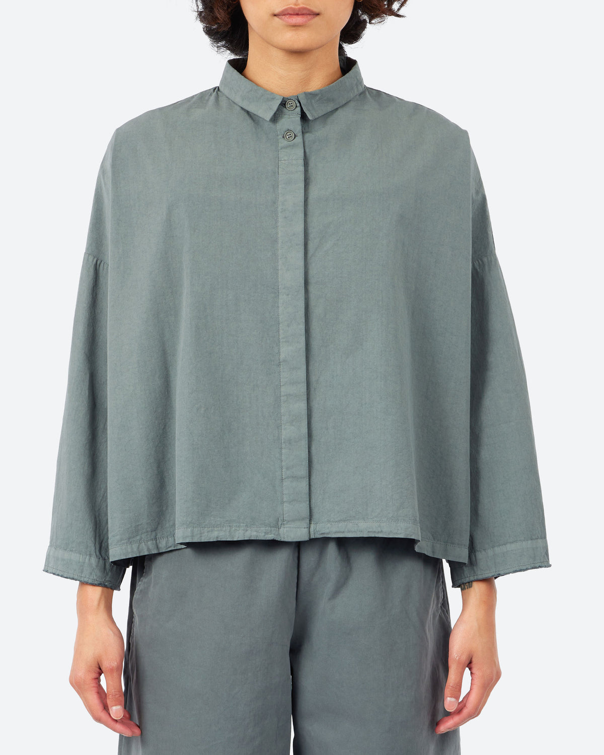 26260 Button-Up Shirt