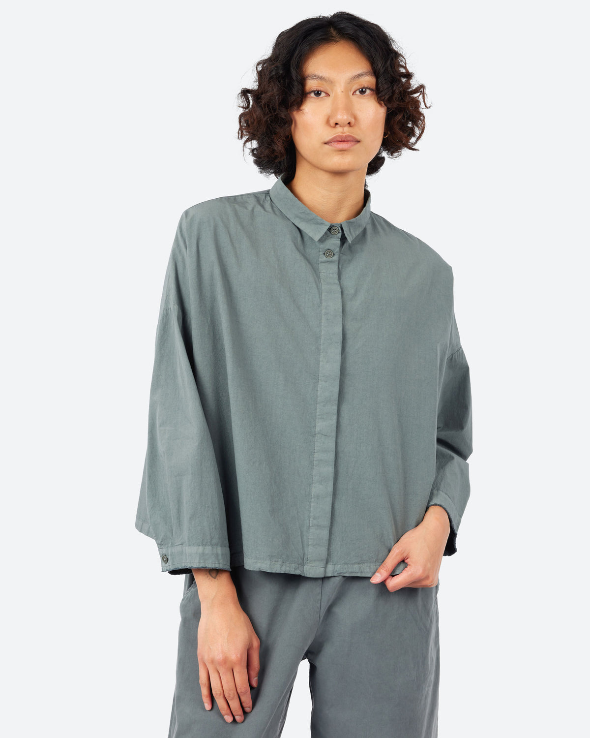 26260 Button-Up Shirt