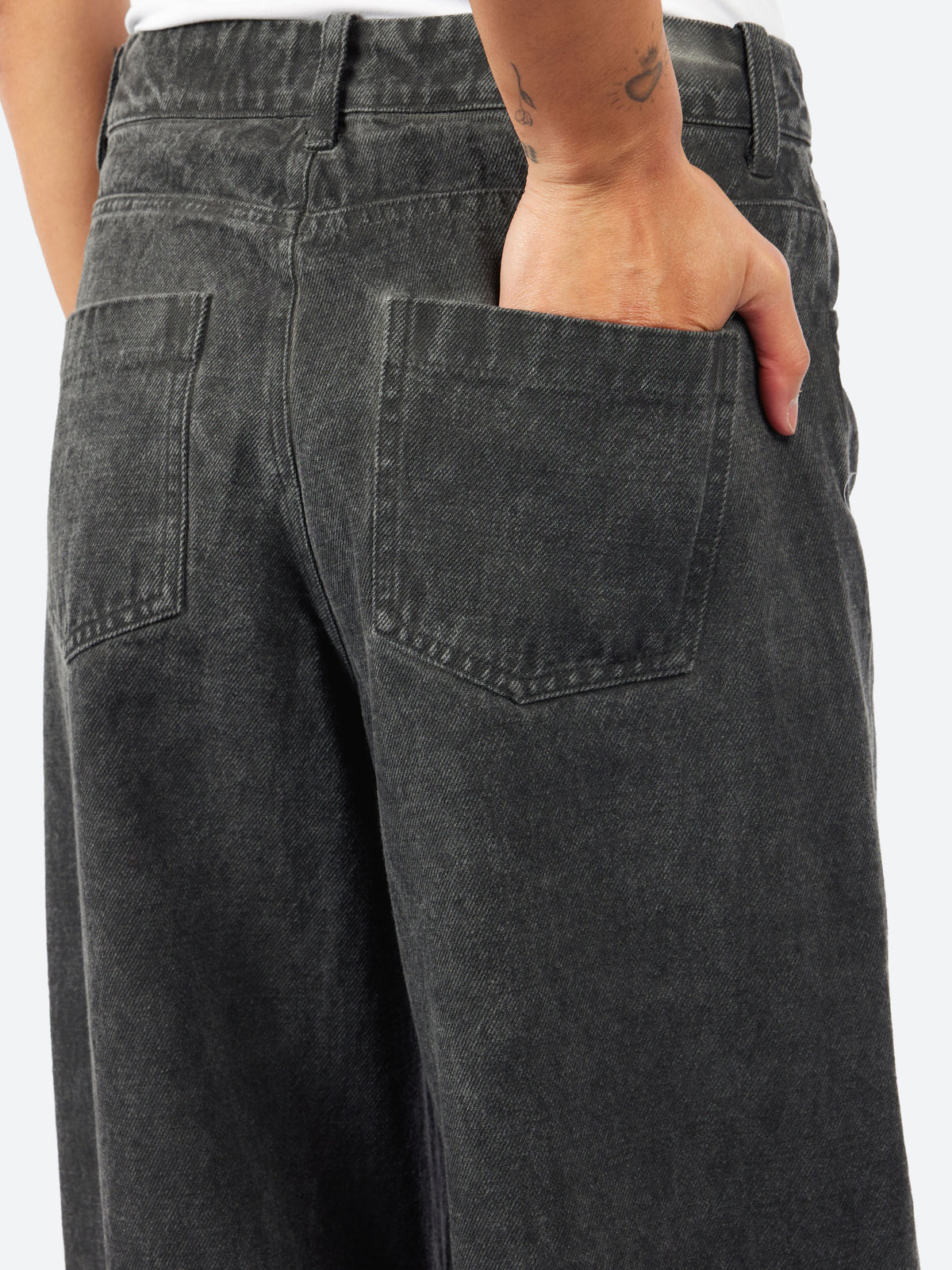 26242 Barrel Leg Pant