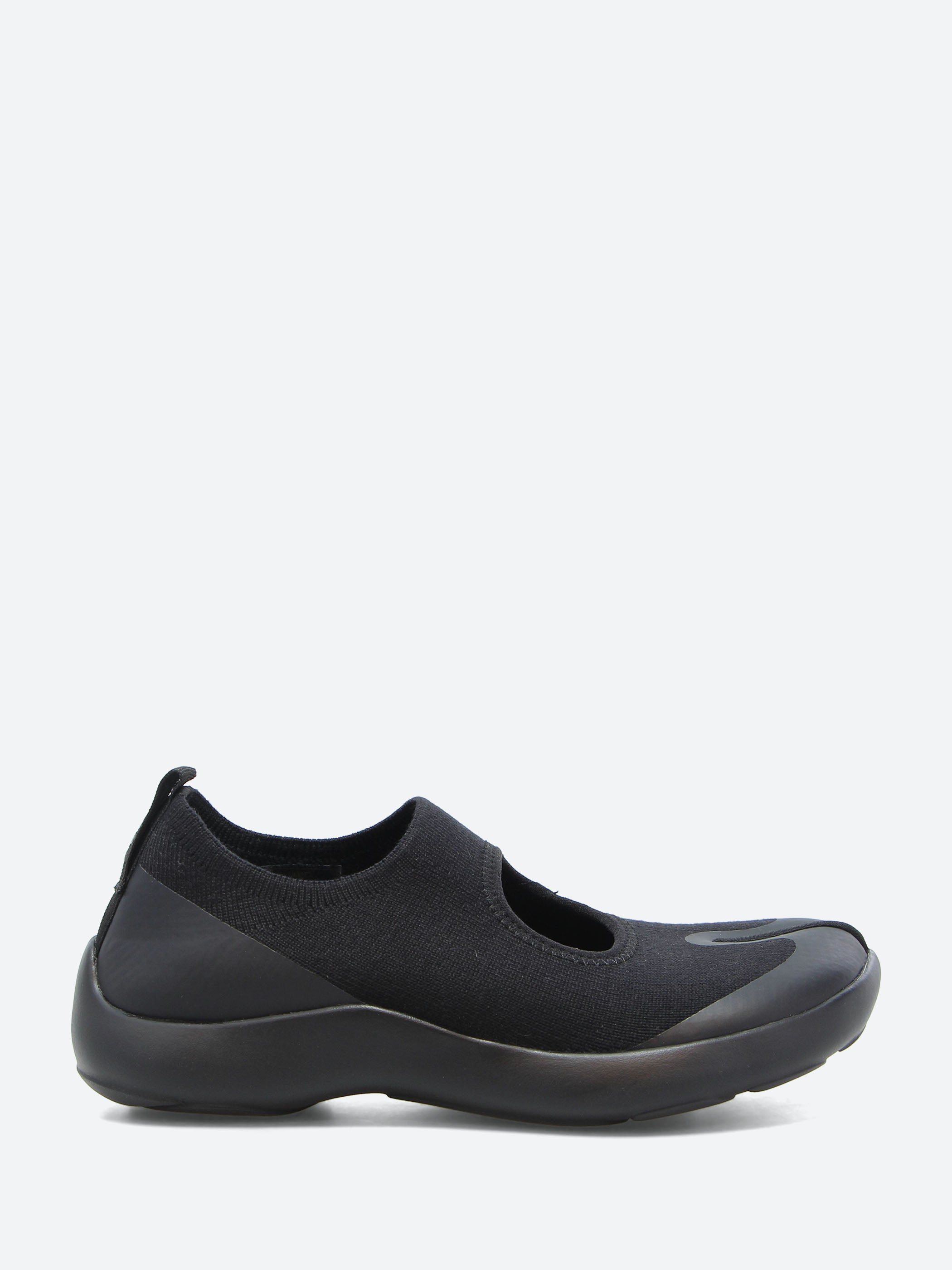 Tabi Sandal