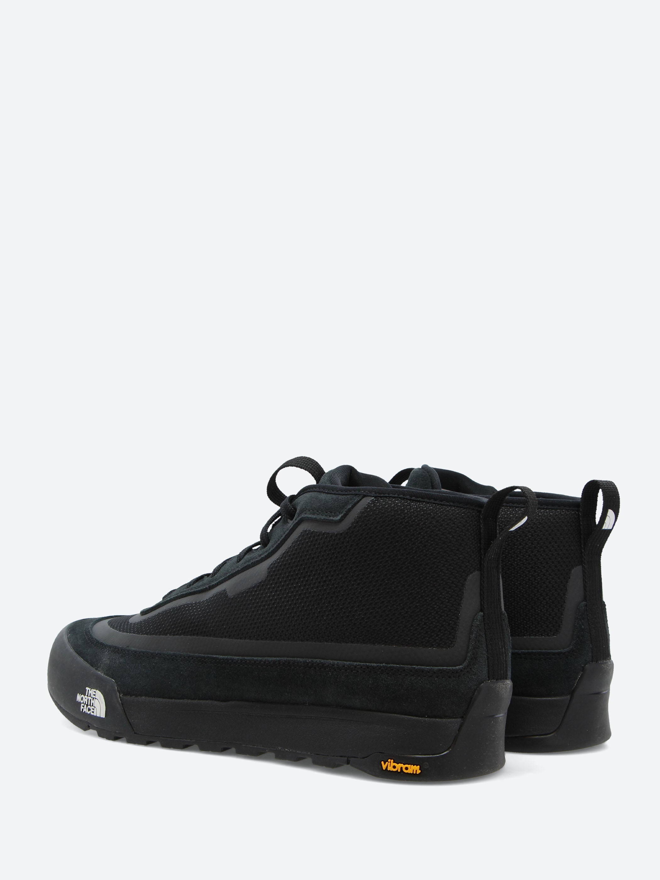 The North Face - Base Camp 200 WP Boots in Black – gravitypope
