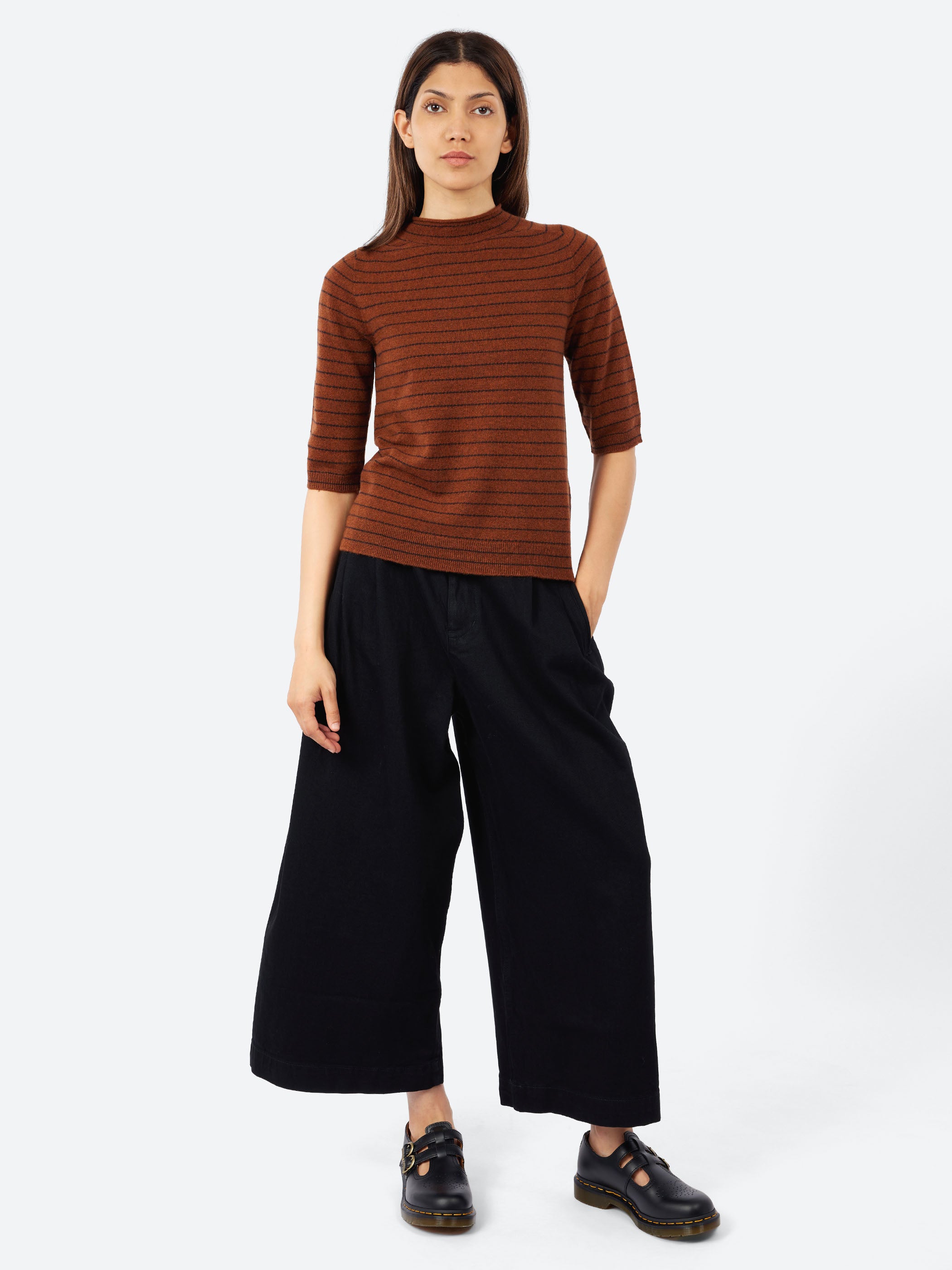 Fine Stripe Wool Cashmere Half Sleeve Sweater