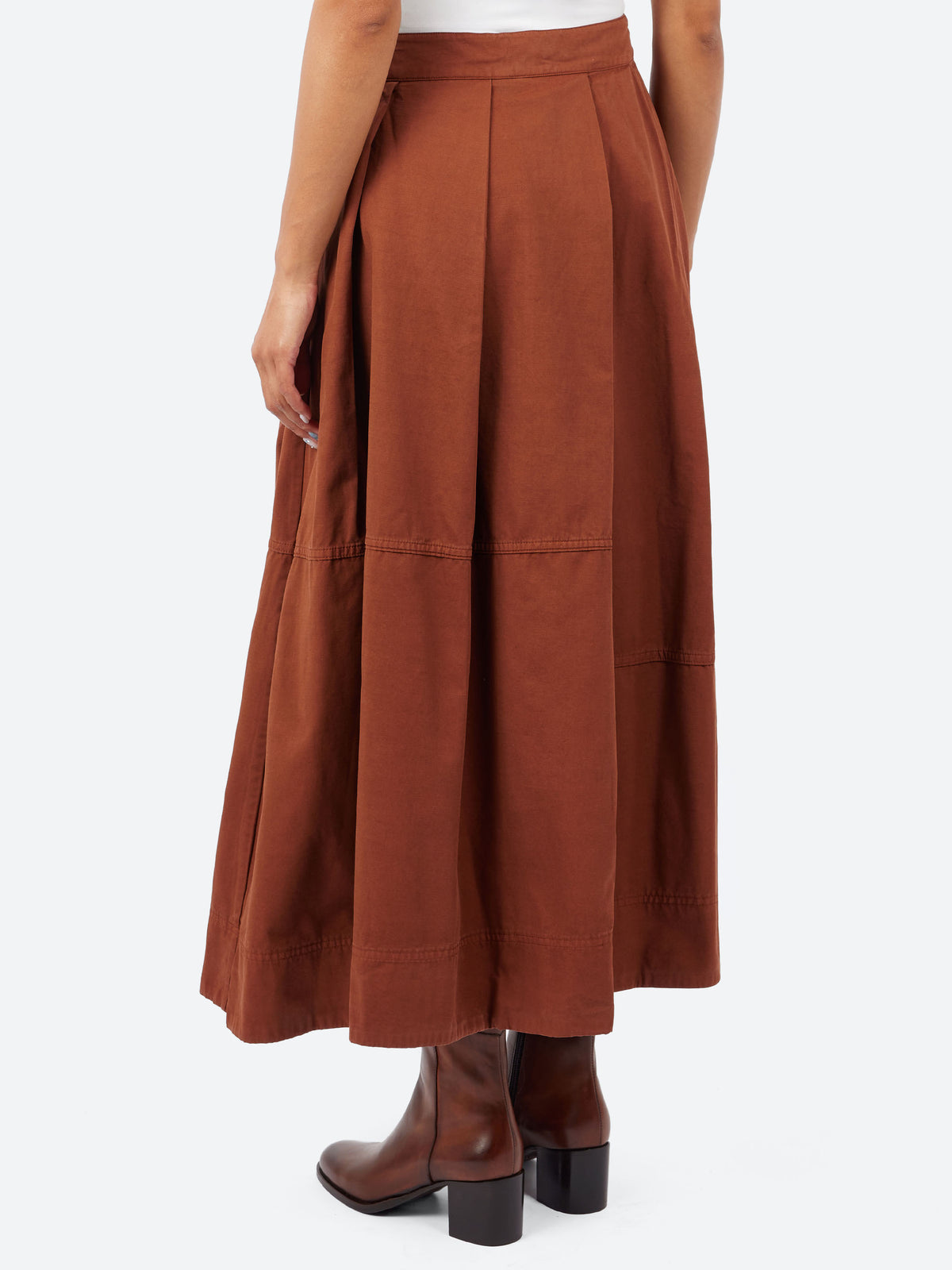 Slanted Pleat Cotton Skirt