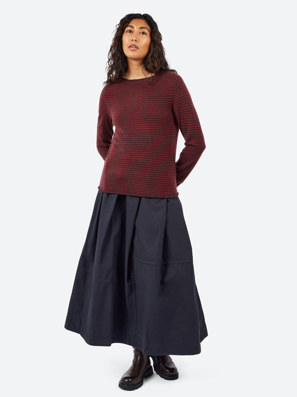 Slanted Pleat Cotton Skirt