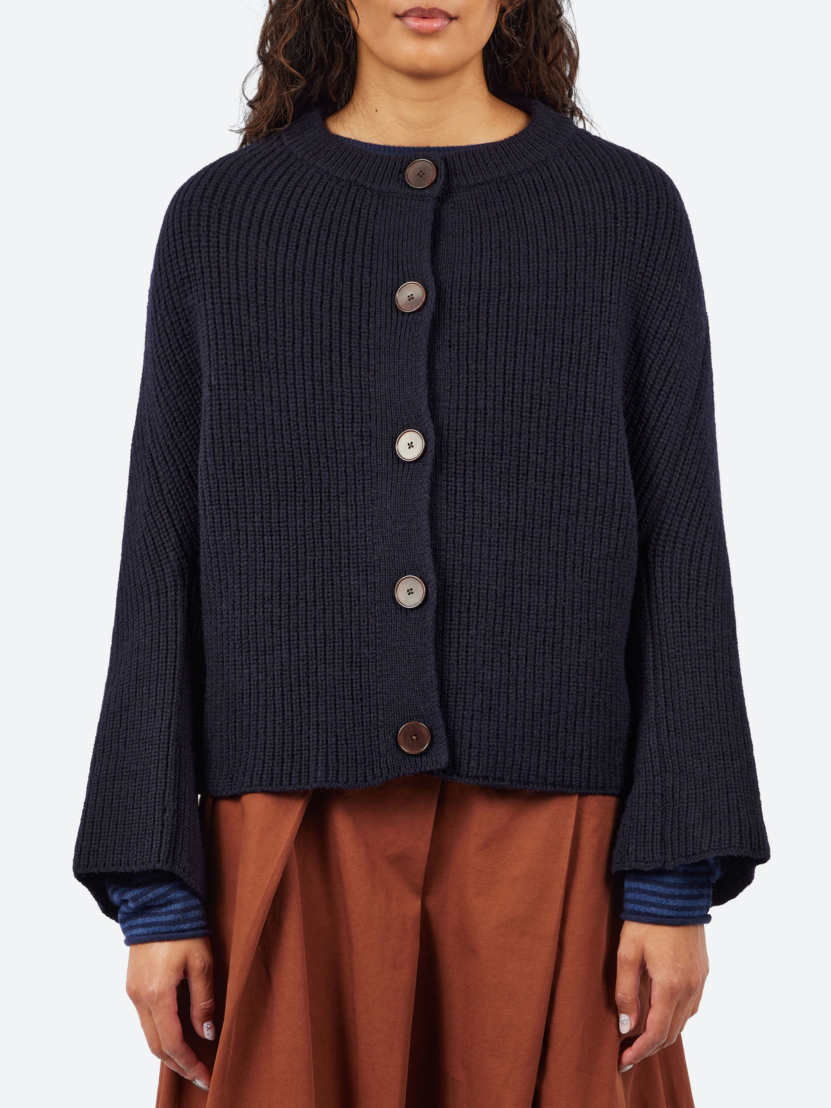 Ribbed Wool Rounded Cardigan
