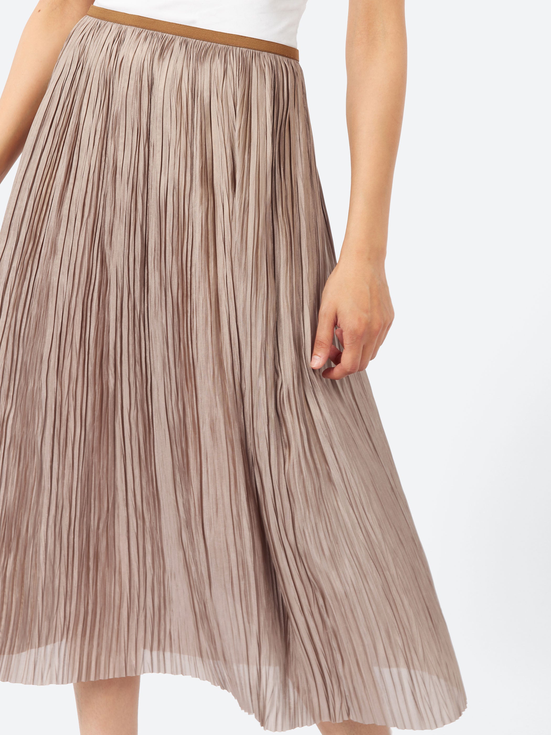 Plissé Midi Skirt
