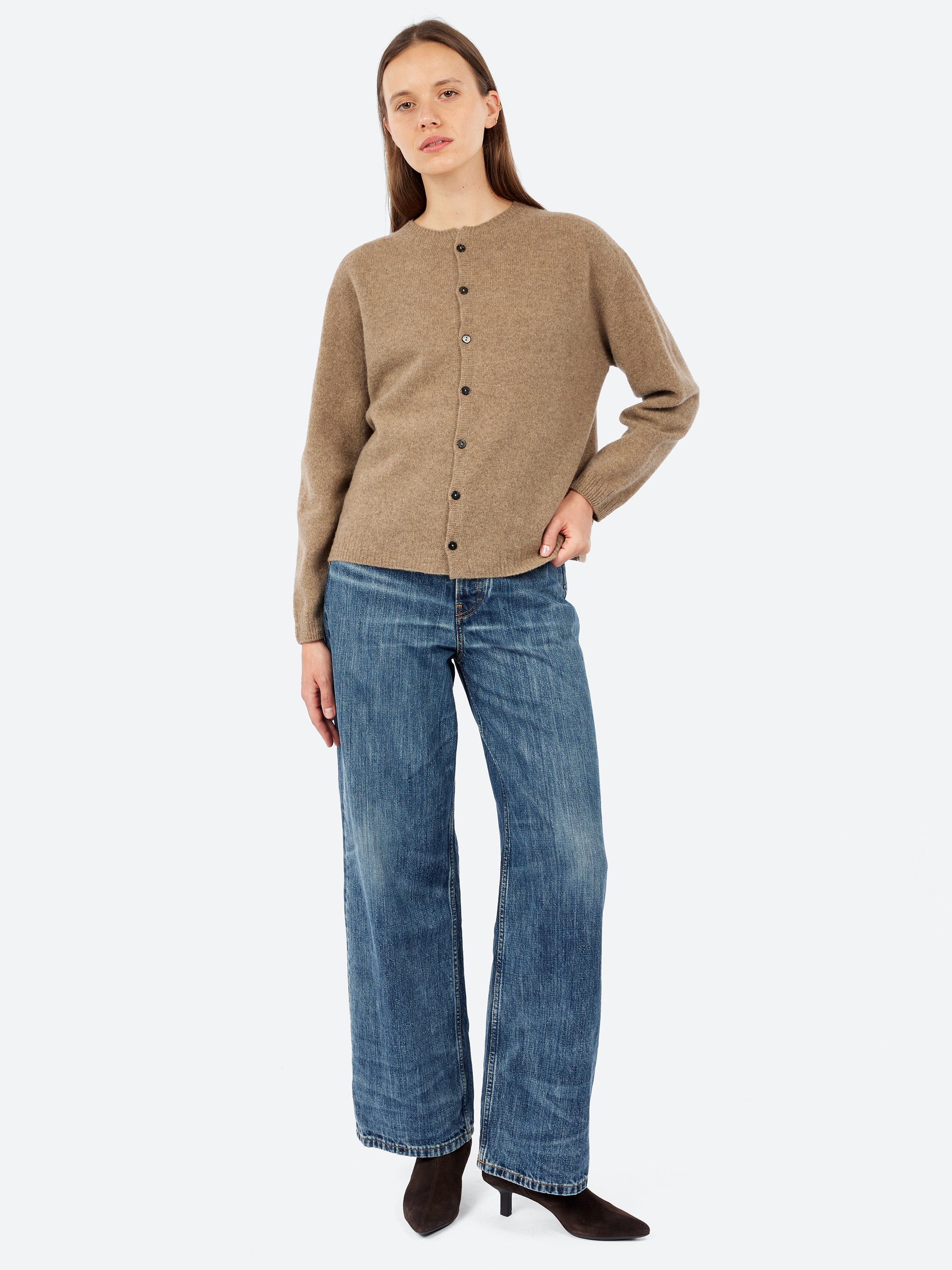 Fine Wool Crewneck Cardigan