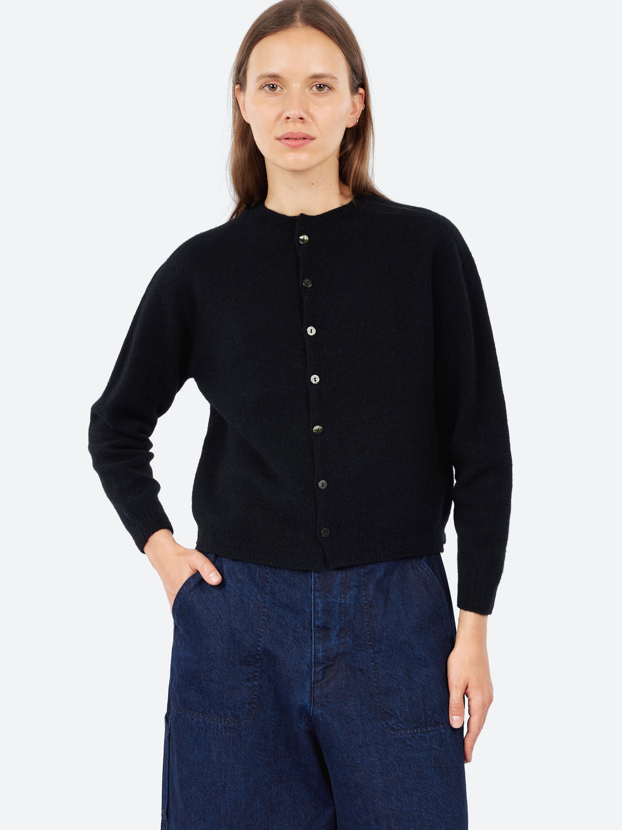 Fine Wool Crewneck Cardigan