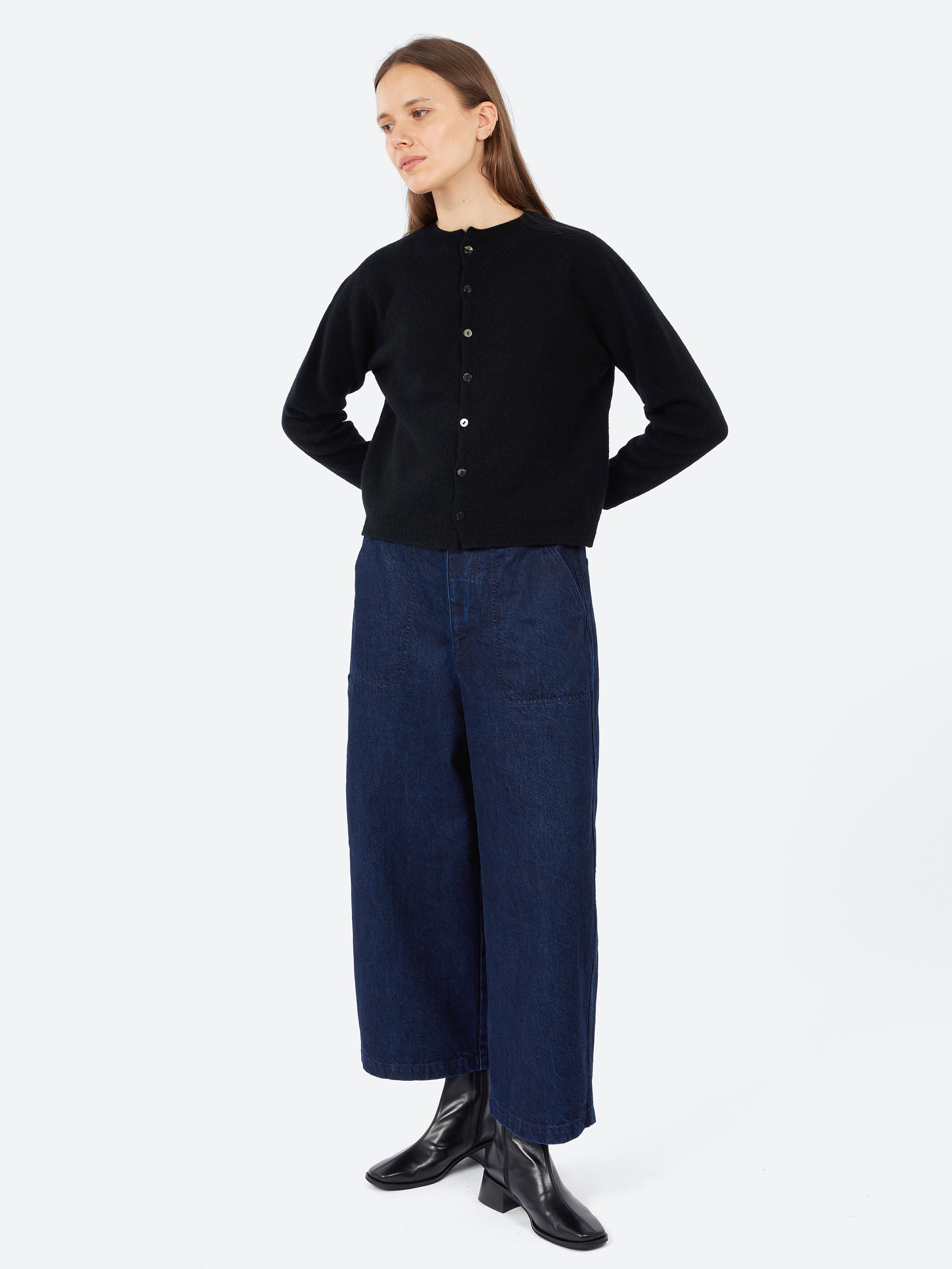 Fine Wool Crewneck Cardigan
