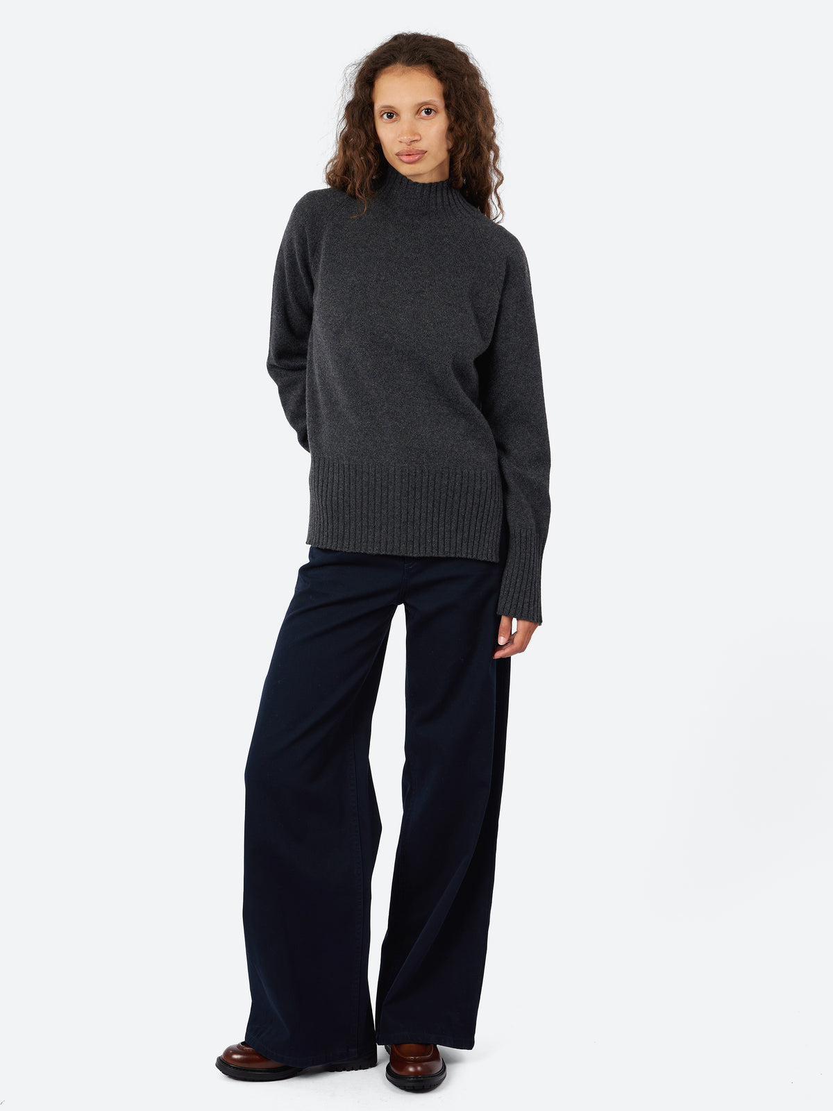 2614 High Neck Pullover