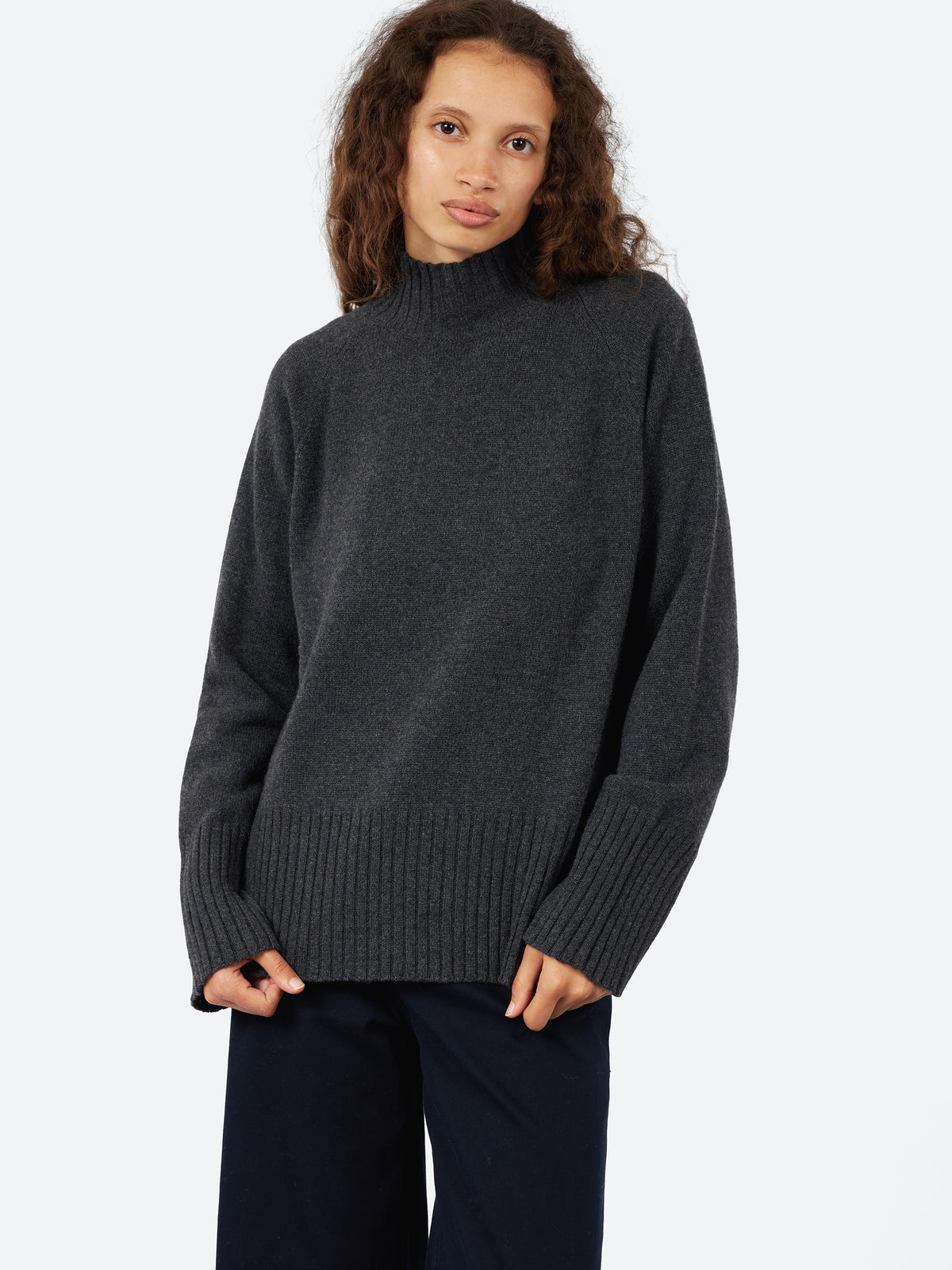 2614 High Neck Pullover