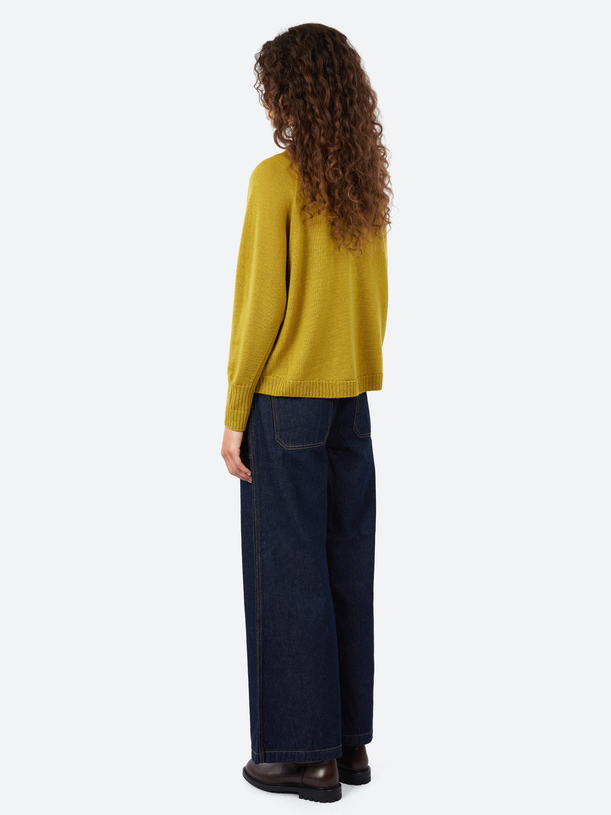 Raglan Sleeve Crewneck