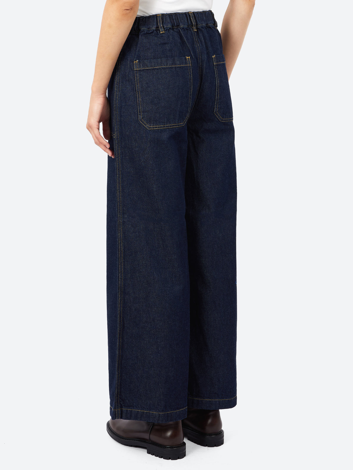 Ali Jeans