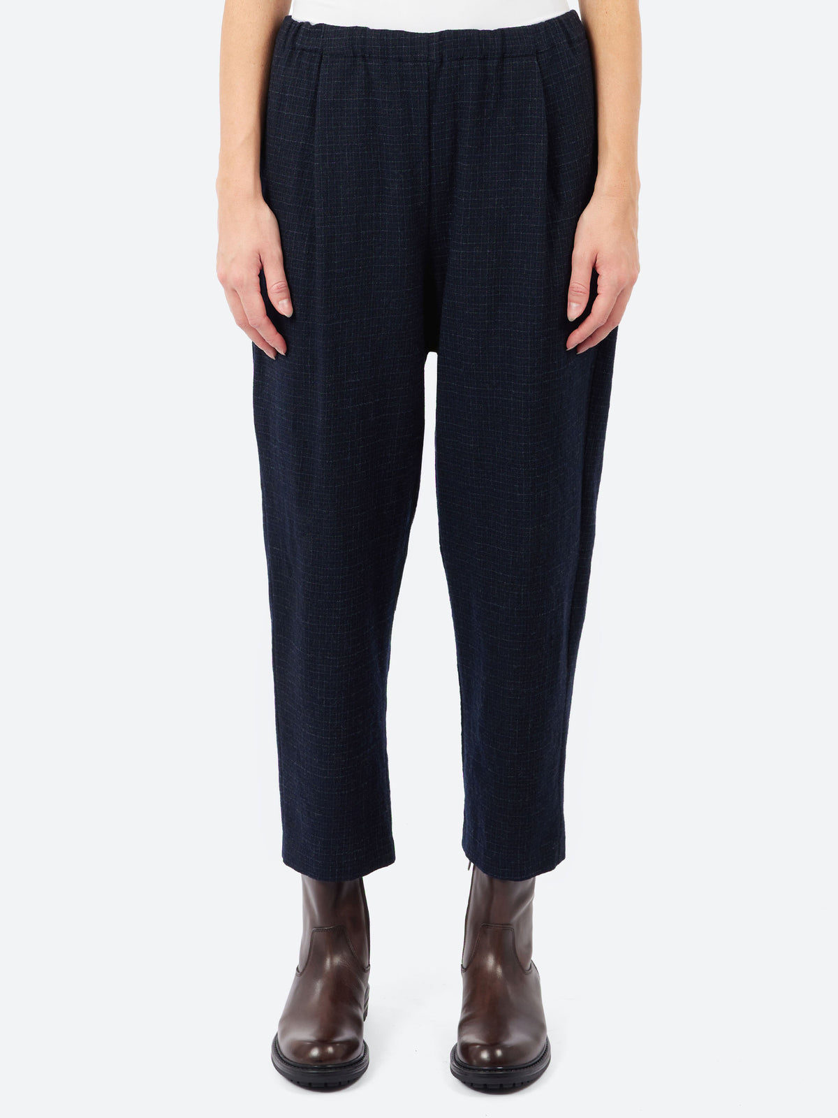 P1002 Trouser