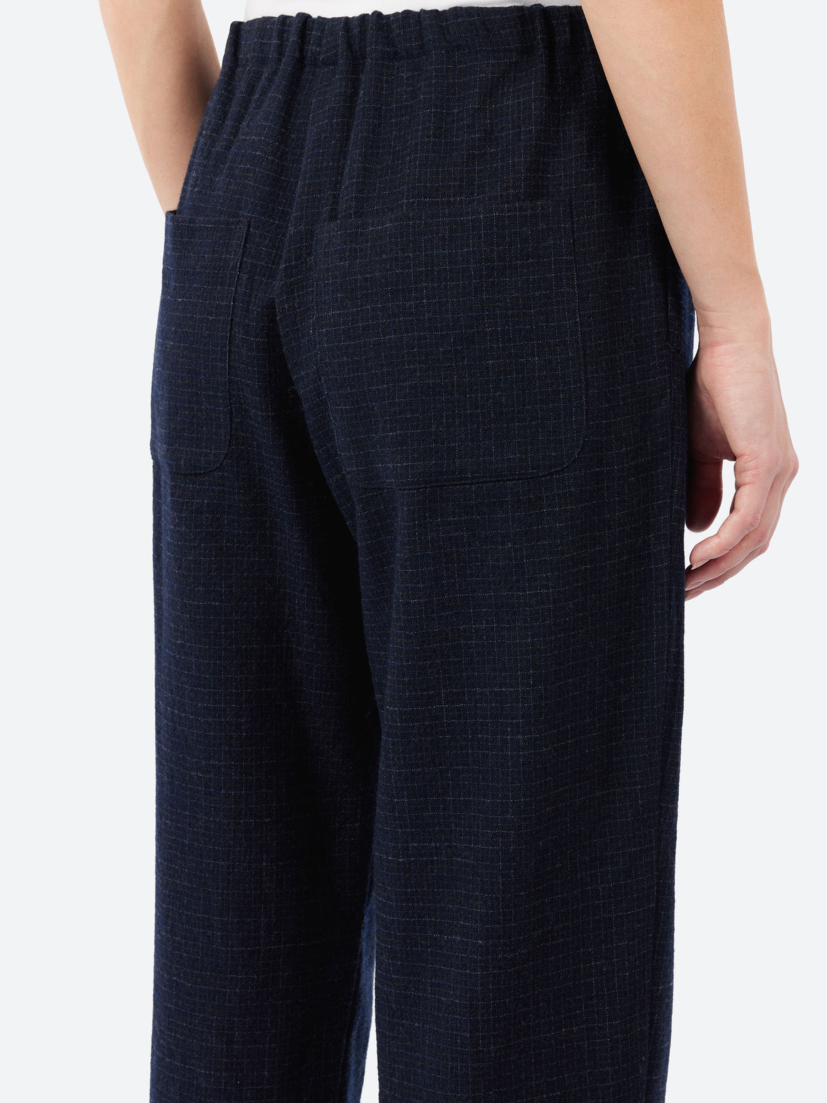 P1002 Trouser