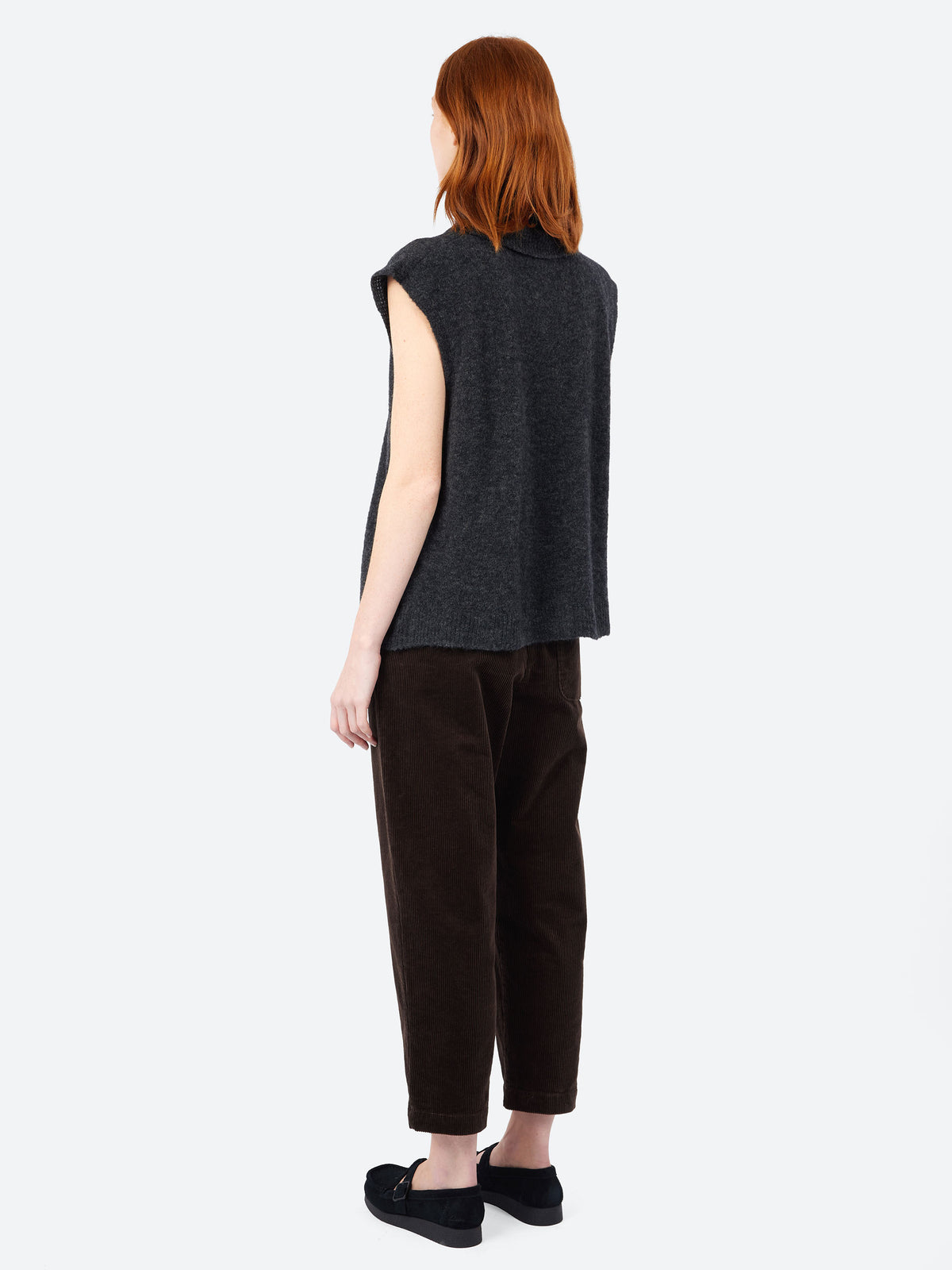 12470 Turtleneck Vest