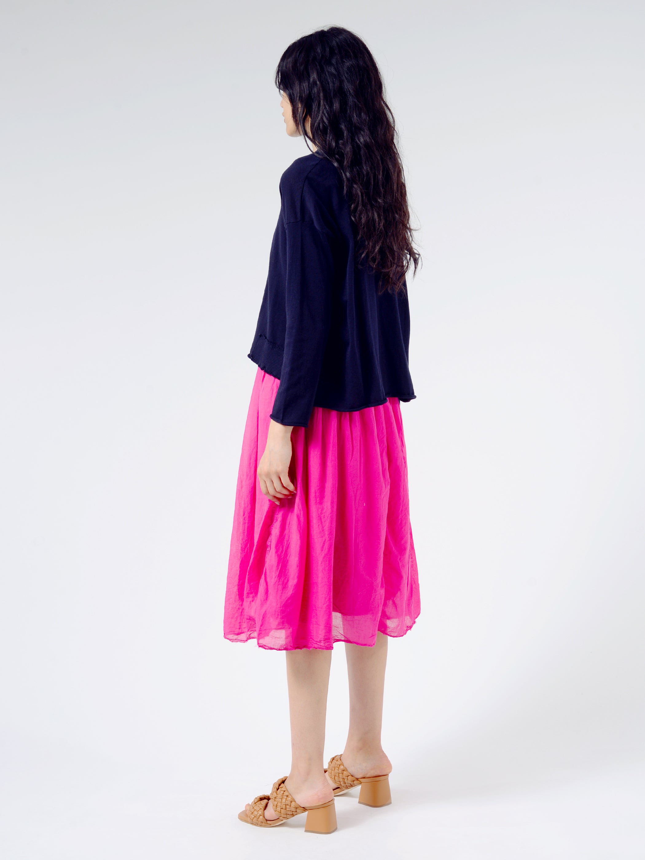 2359 V Neck Pullover