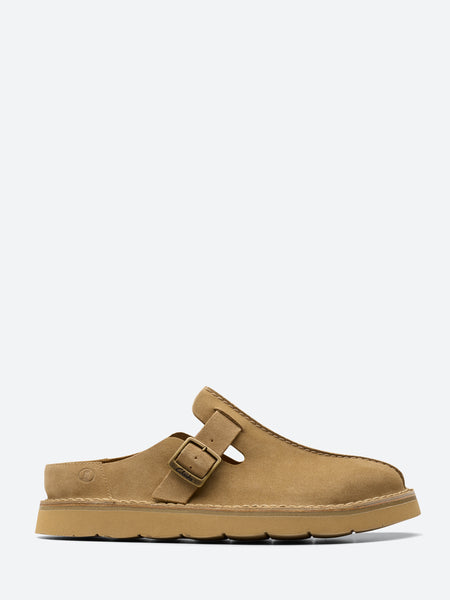 Clarks - Solsbury Mule in Dark Sand Suede – gravitypope